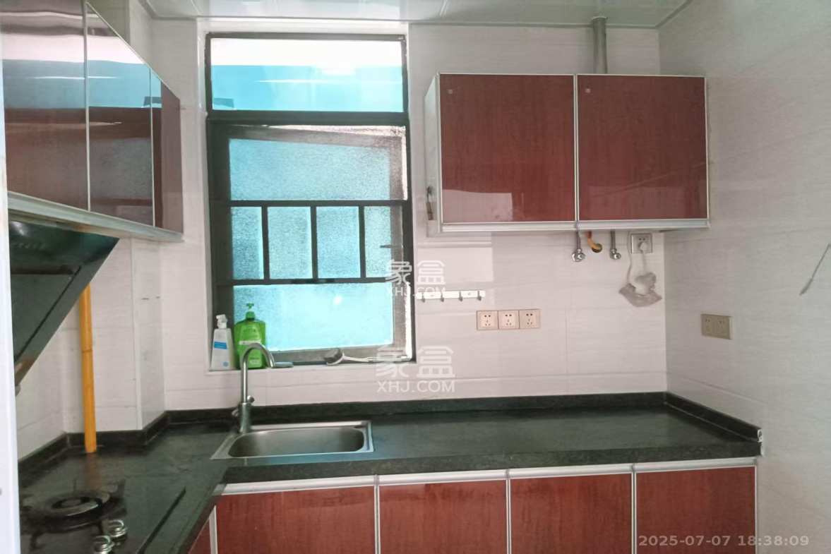 中建信和城  2室2厅1卫    2100.0元/月 中建信和城  2室2厅1卫    2100.0元/月室内图