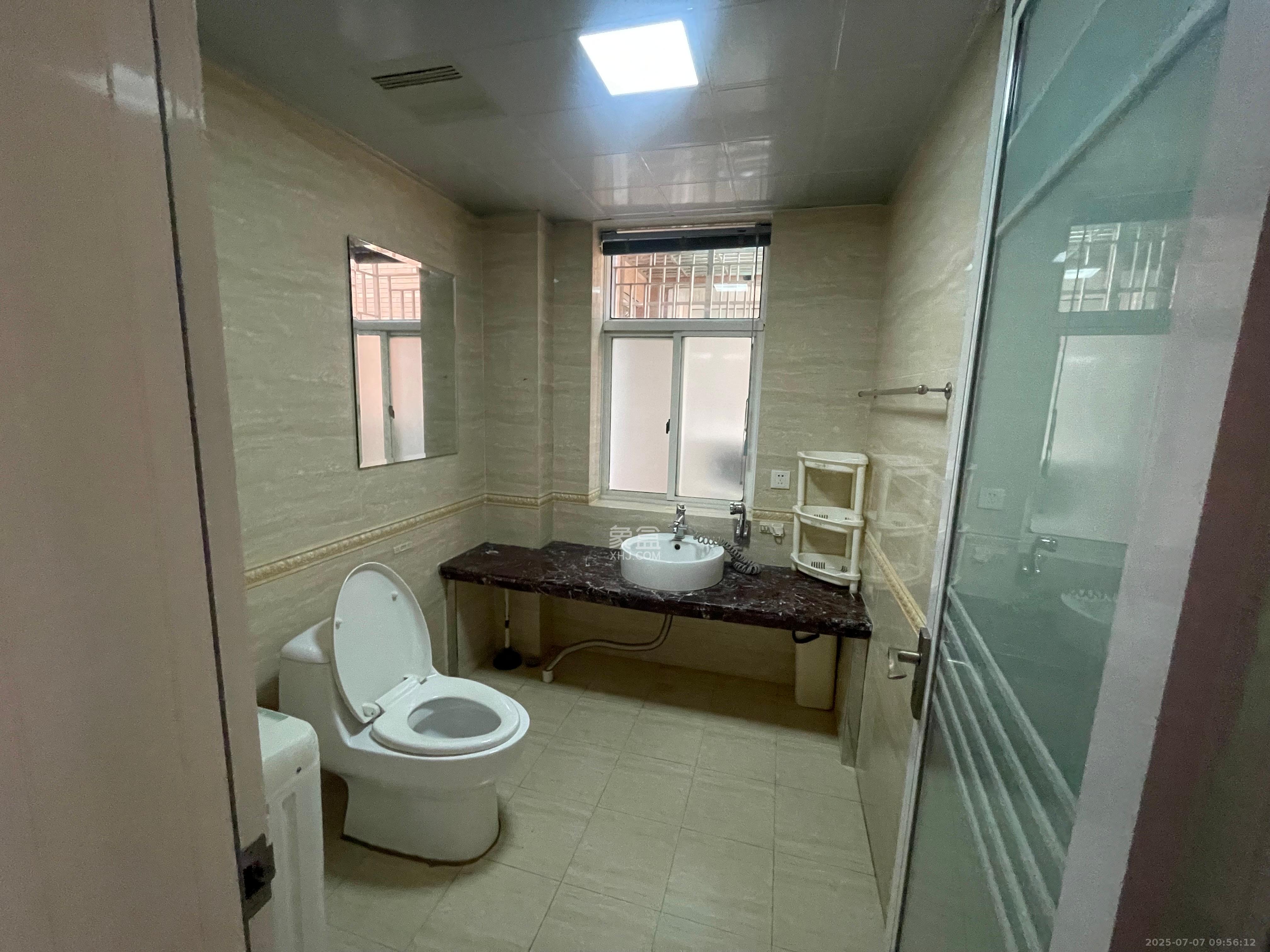 福乐康城  3室2厅2卫    2800.0元/月 福乐康城  3室2厅2卫    2800.0元/月室内图