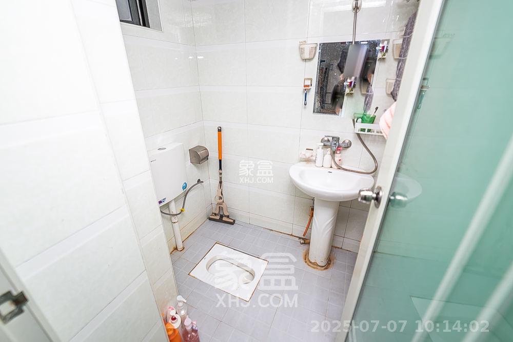 兴威帕克水岸 1室1厅1卫 1500.0元/月 兴威帕克水岸 1室1厅1卫 1500.0元/月室内图