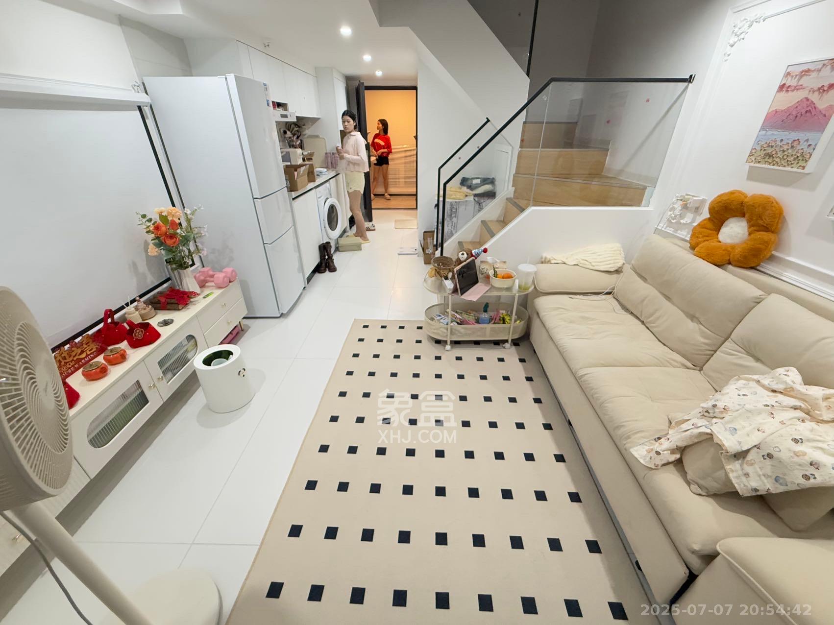 华润置地中心 2室1厅1卫 4200.0元/月 华润置地中心 2室1厅1卫 4200.0元/月室内图