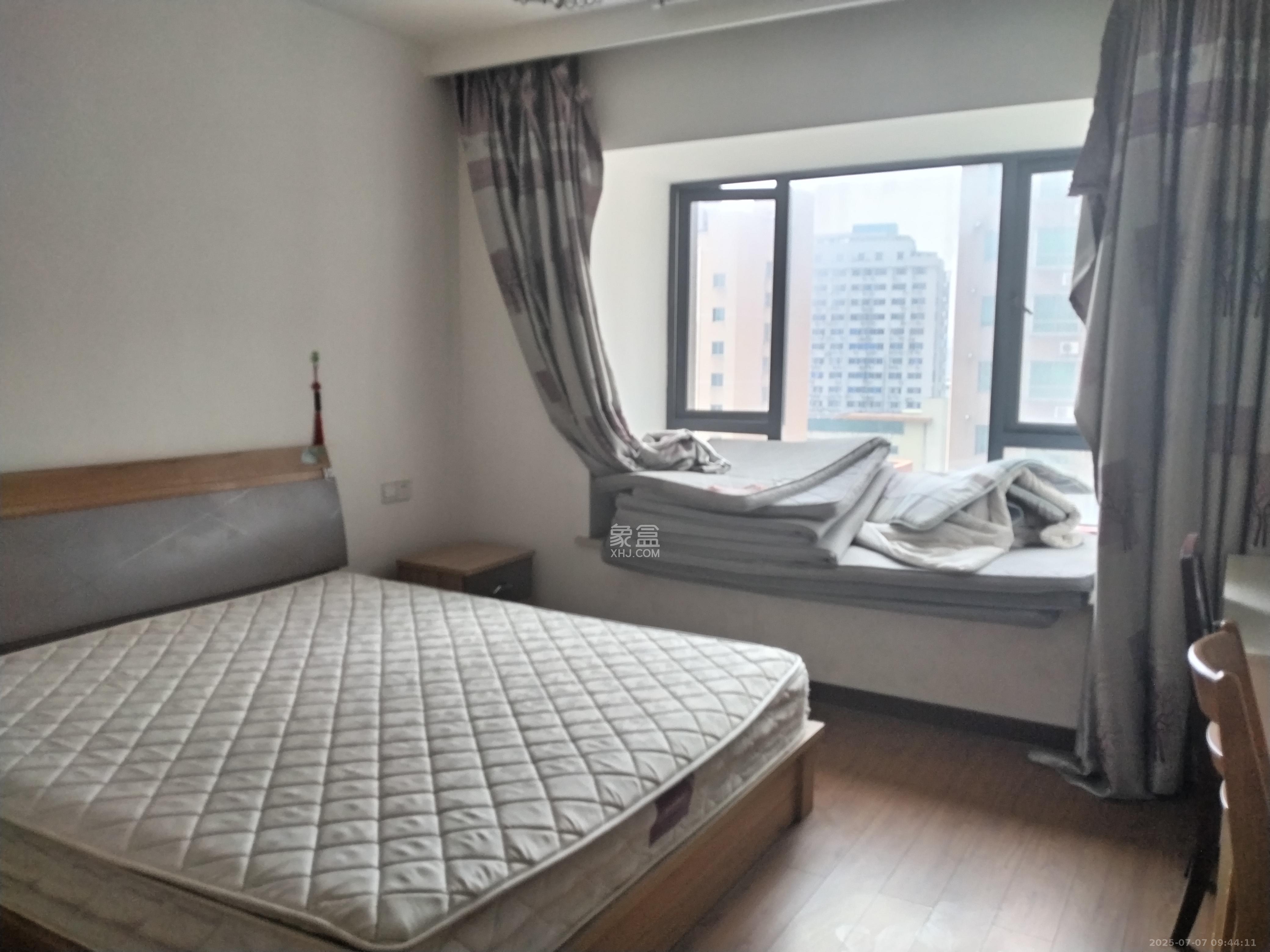 万象新天  4室2厅1卫    2600.0元/月 万象新天  4室2厅1卫    2600.0元/月室内图