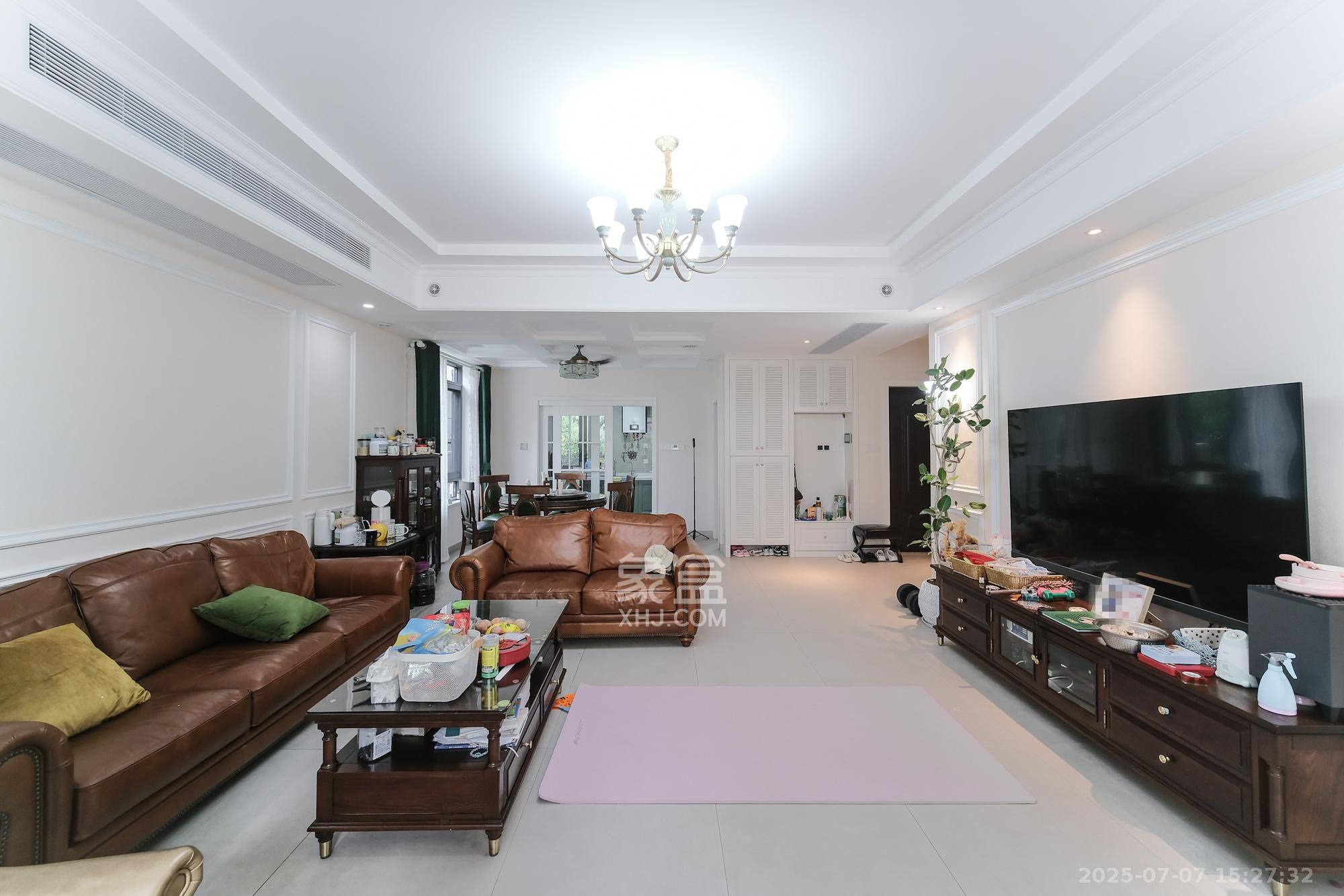 碧桂园翘楚棠  5室2厅3卫    450.0万 碧桂园翘楚棠  5室2厅3卫    450.0万客厅