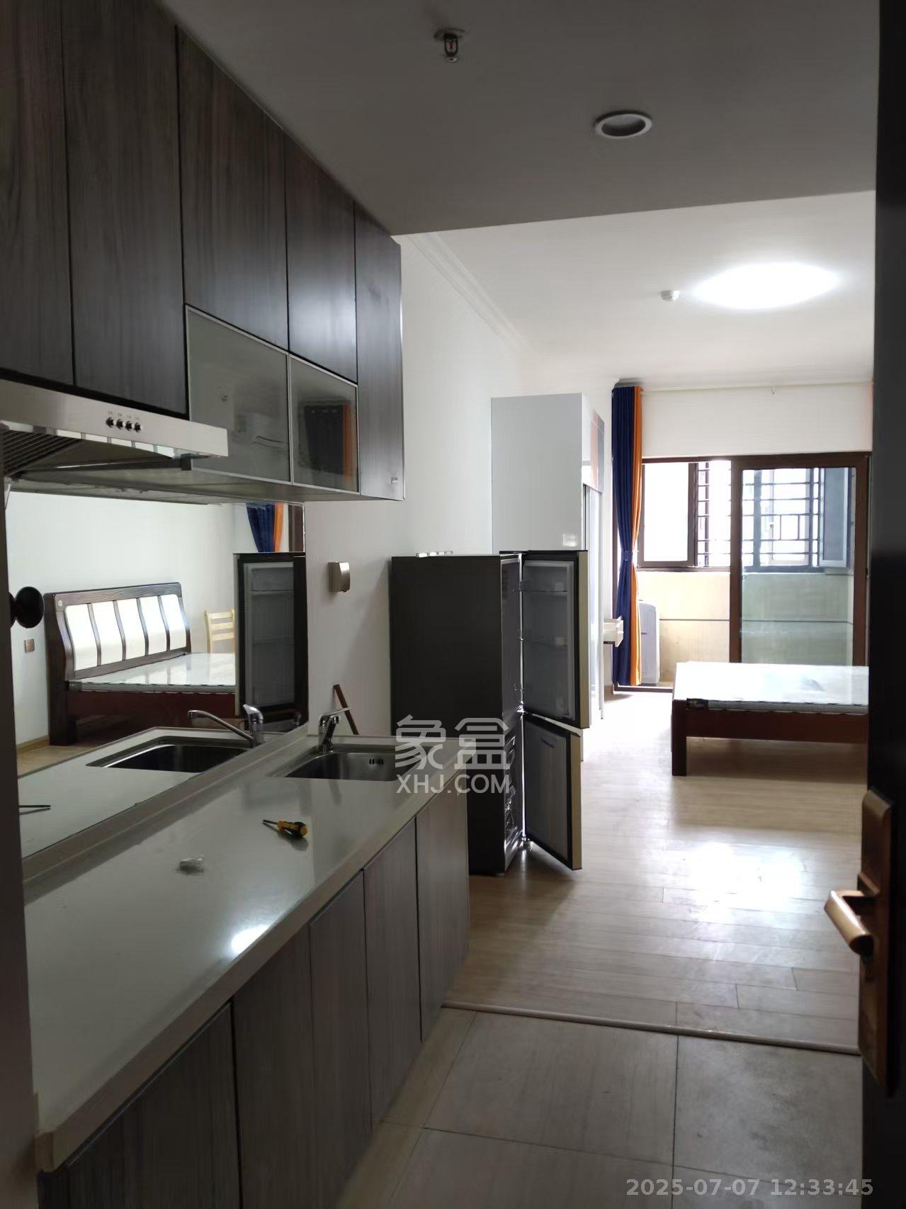 碧桂园星城首府 1室0厅0卫 1400.0元/月 碧桂园星城首府 1室0厅0卫 1400.0元/月室内图