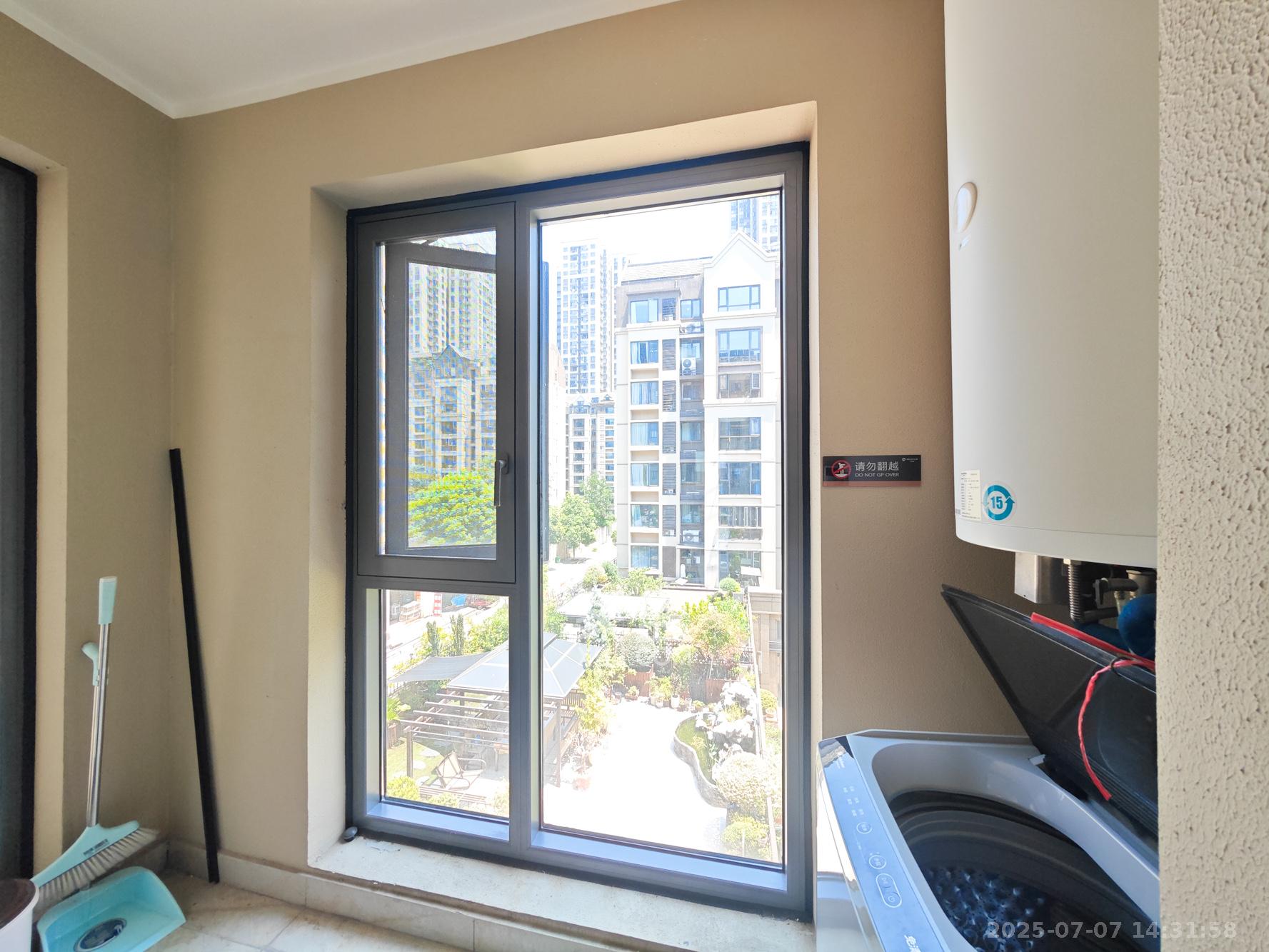 万科魅力之城天阔里  4室2厅2卫    180.0万 万科魅力之城天阔里  4室2厅2卫    180.0万其他