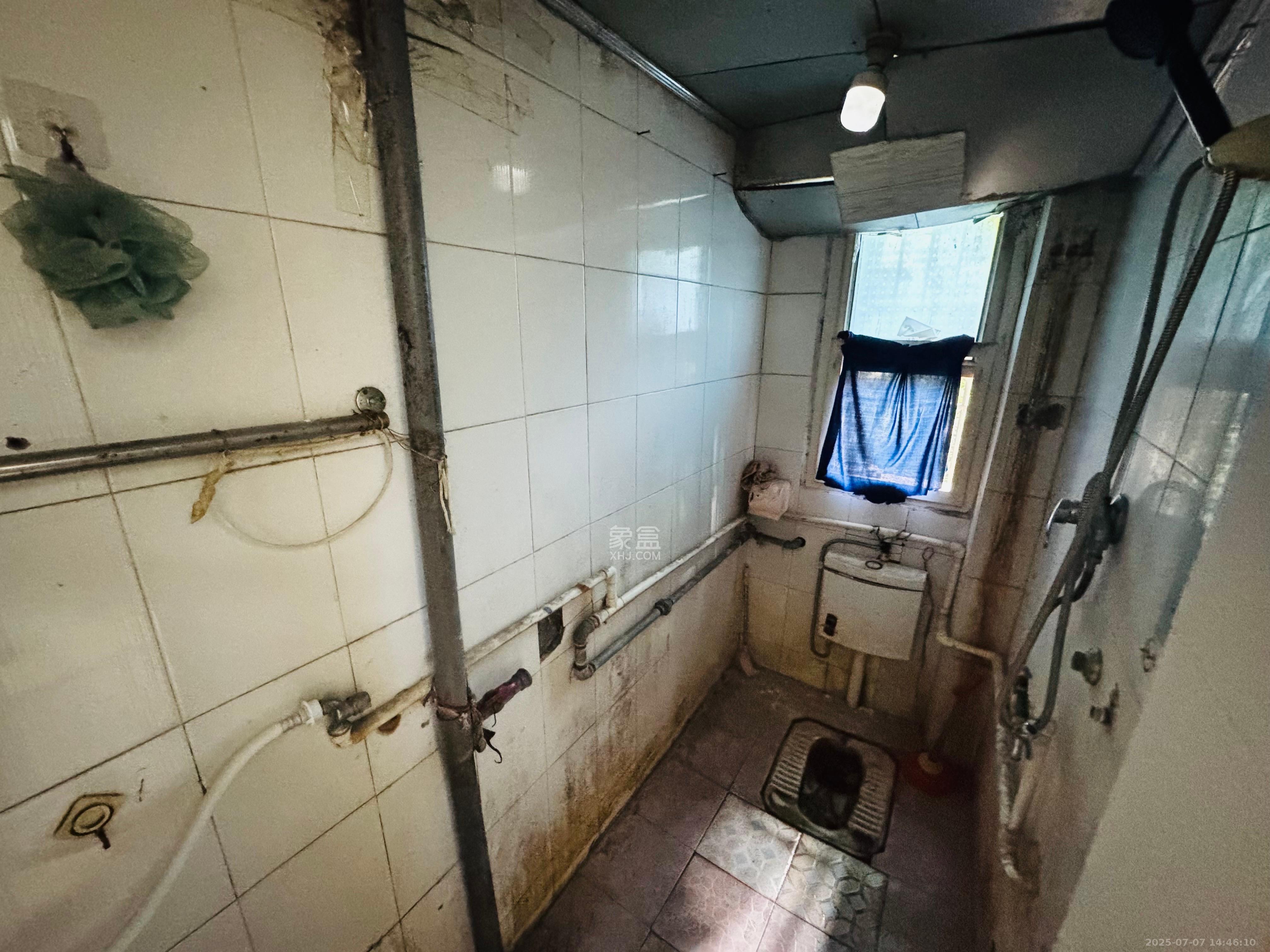 牛婆塘社区 2室1厅1卫 1300.0元/月 牛婆塘社区 2室1厅1卫 1300.0元/月室内图