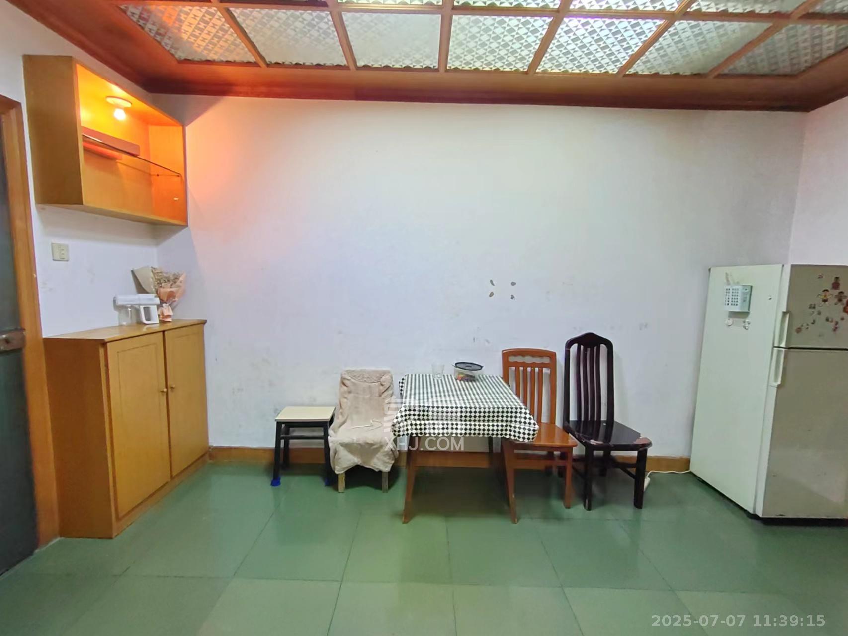向韶村  2室1厅1卫   1650.00元/月室内图
