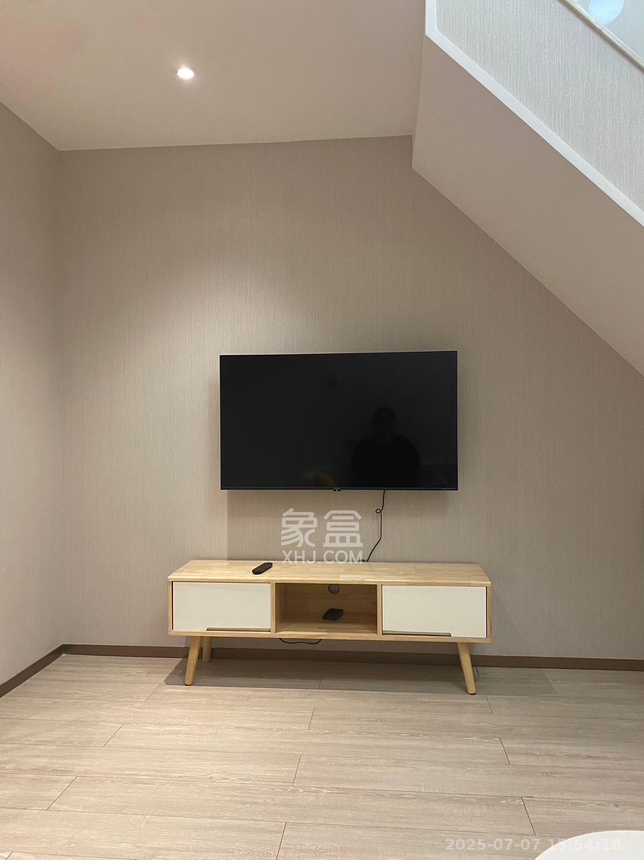 华远华时代  2室2厅1卫    2600.0元/月室内图