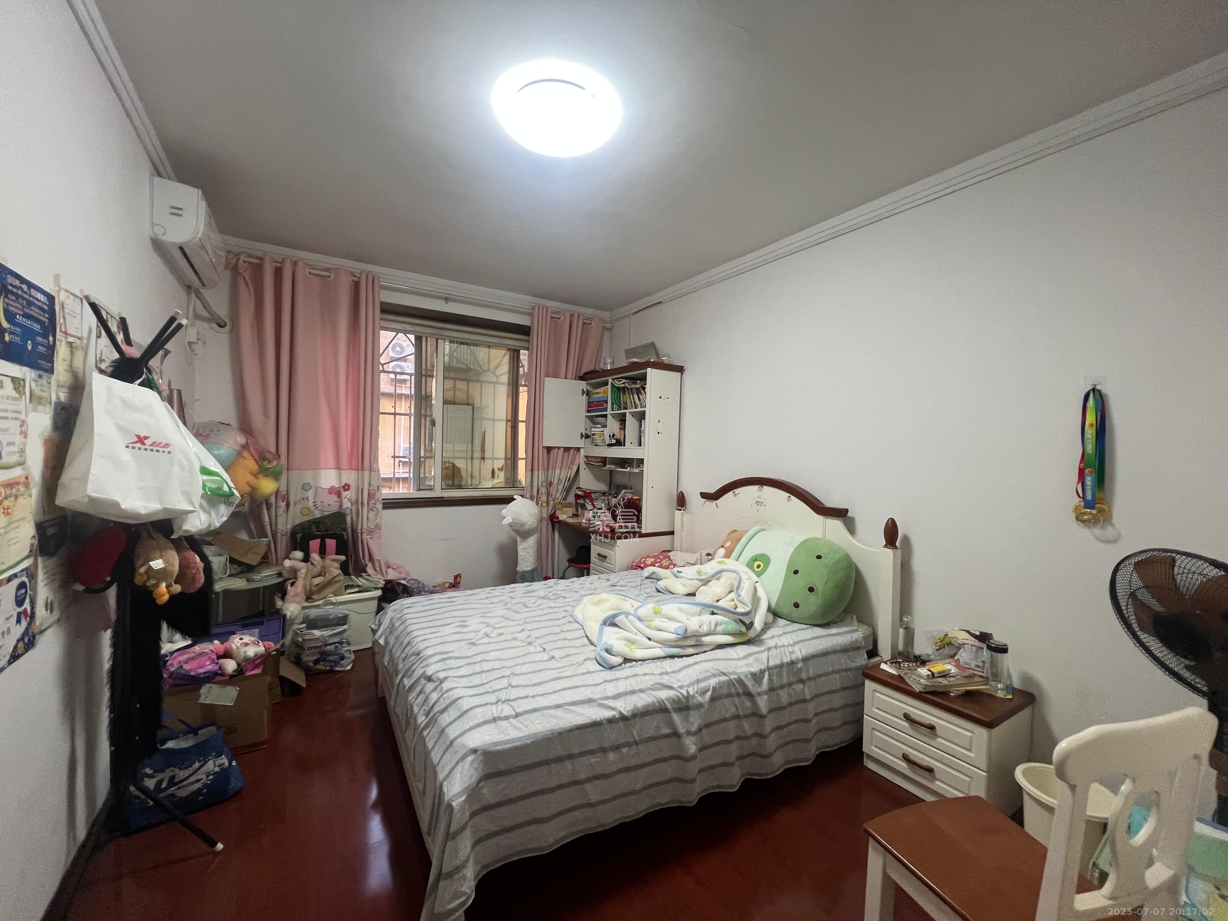 御景龙城  3室2厅2卫   1800.00元/月室内图
