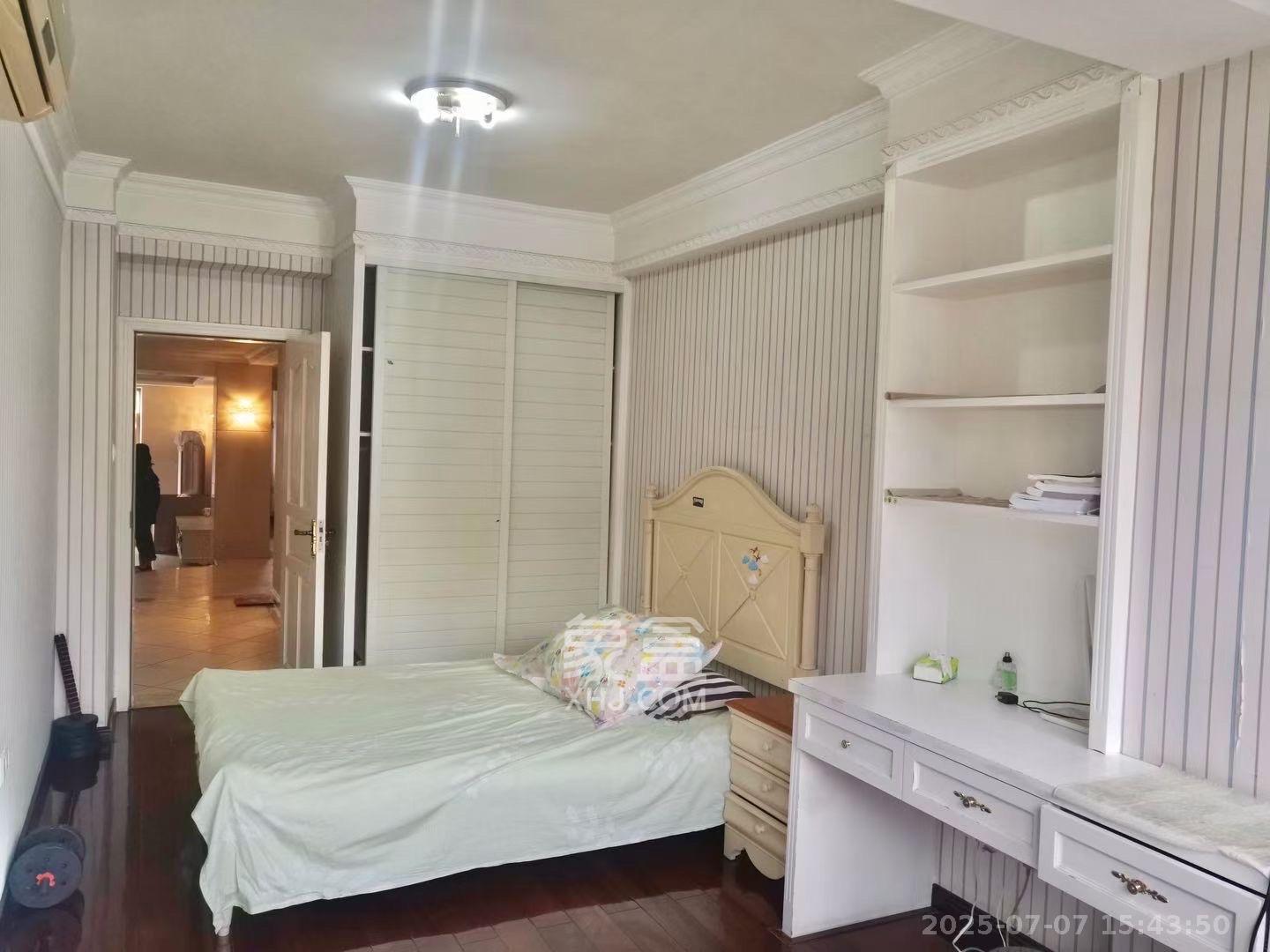 中江国际花城 4室2厅2卫 3400.0元/月 中江国际花城 4室2厅2卫 3400.0元/月室内图