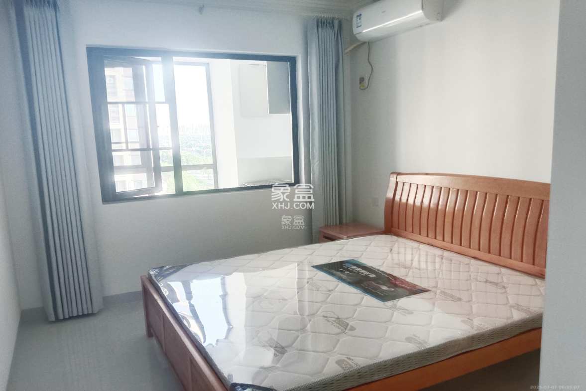 湾田望江府  3室2厅2卫    2200.0元/月 湾田望江府  3室2厅2卫    2200.0元/月室内图