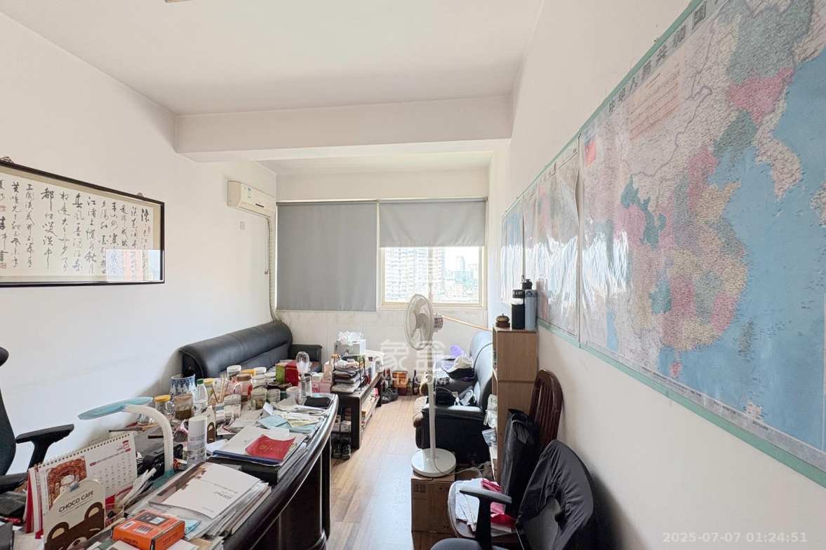 定王府  5室2厅2卫    155.0万 定王府  5室2厅2卫    155.0万其他