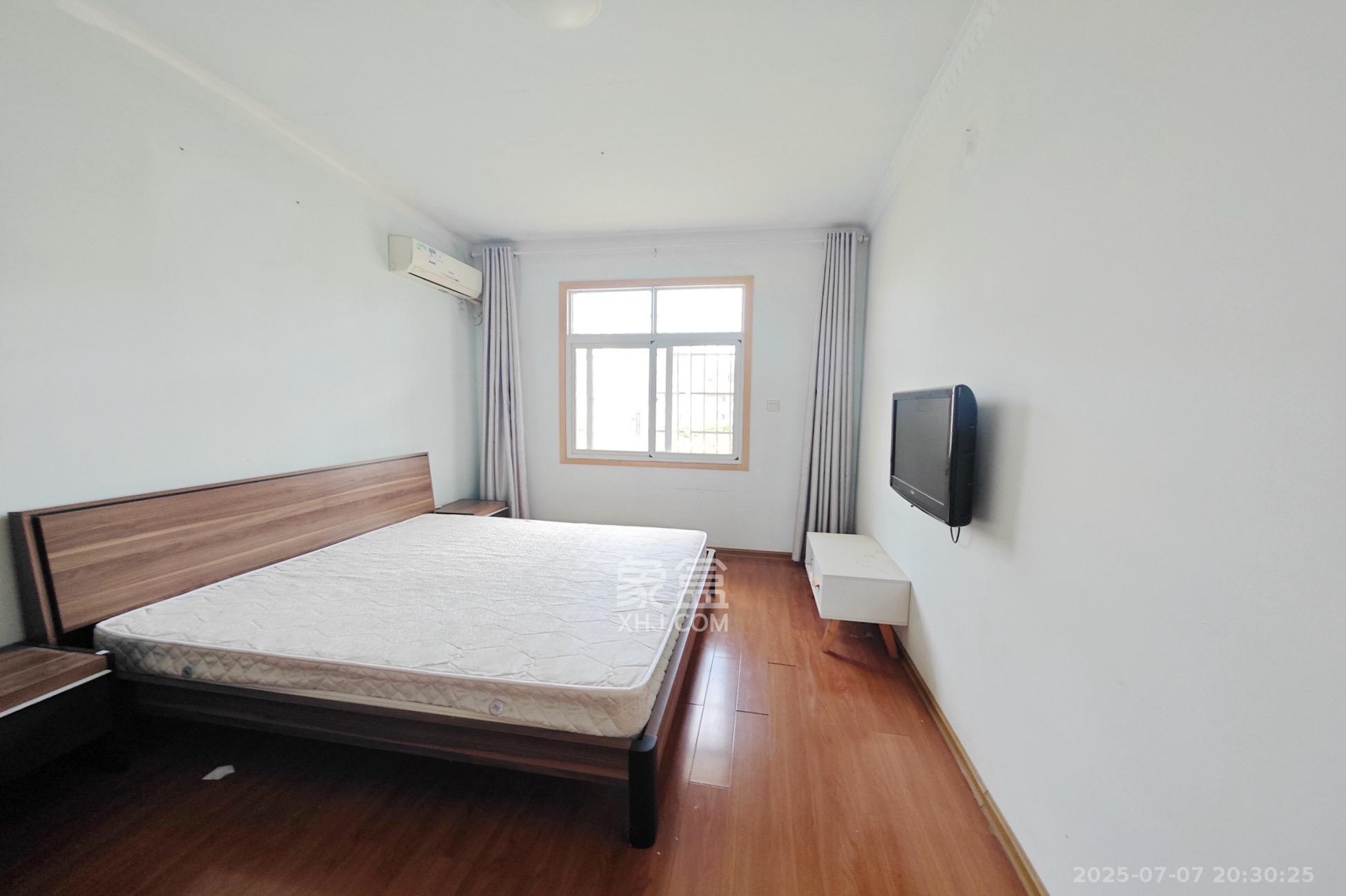 长沙市老干部休养所 3室1厅1卫 2400.0元/月 长沙市老干部休养所 3室1厅1卫 2400.0元/月室内图