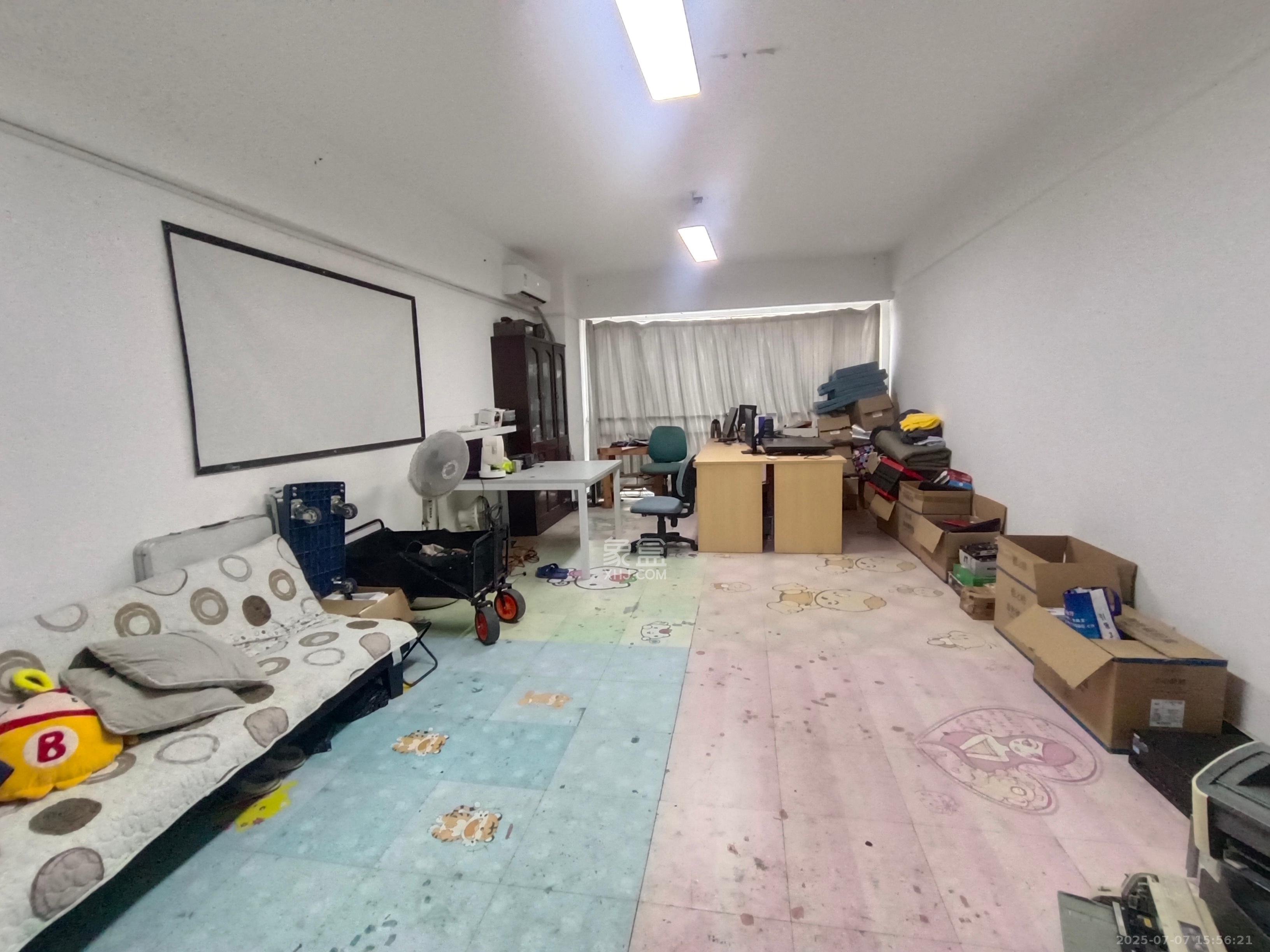 朝阳银座  1室1厅1卫   1500.00元/月室内图