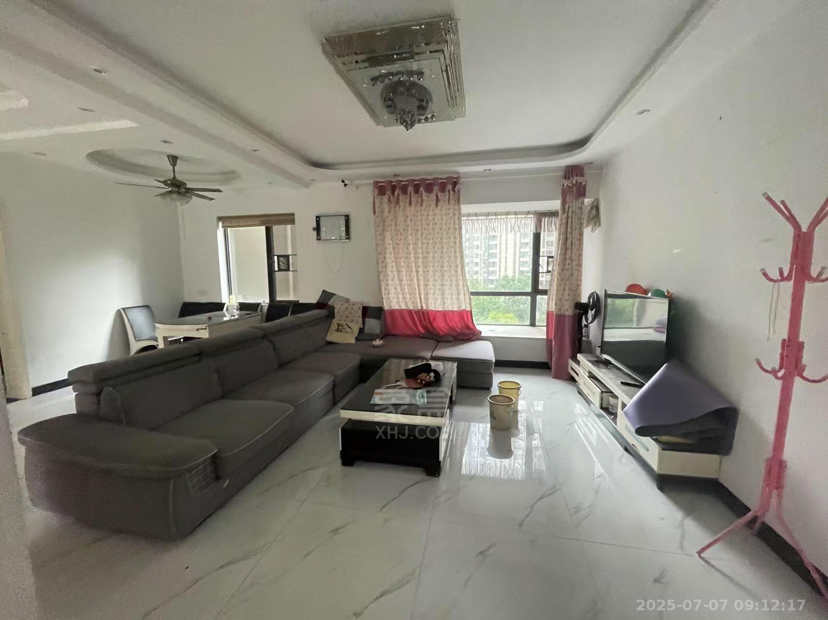 美的城一期 2室1厅1卫 1500.0元/月 美的城一期 2室1厅1卫 1500.0元/月室内图