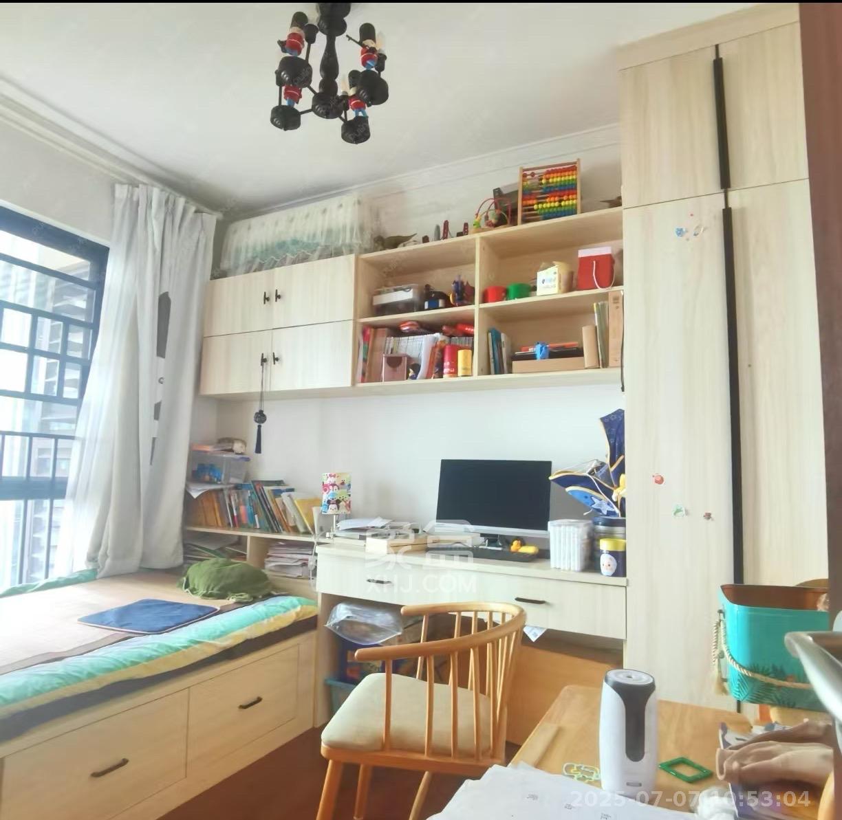 万科里金域滨江  3室2厅1卫    3600.0元/月 万科里金域滨江  3室2厅1卫    3600.0元/月室内图