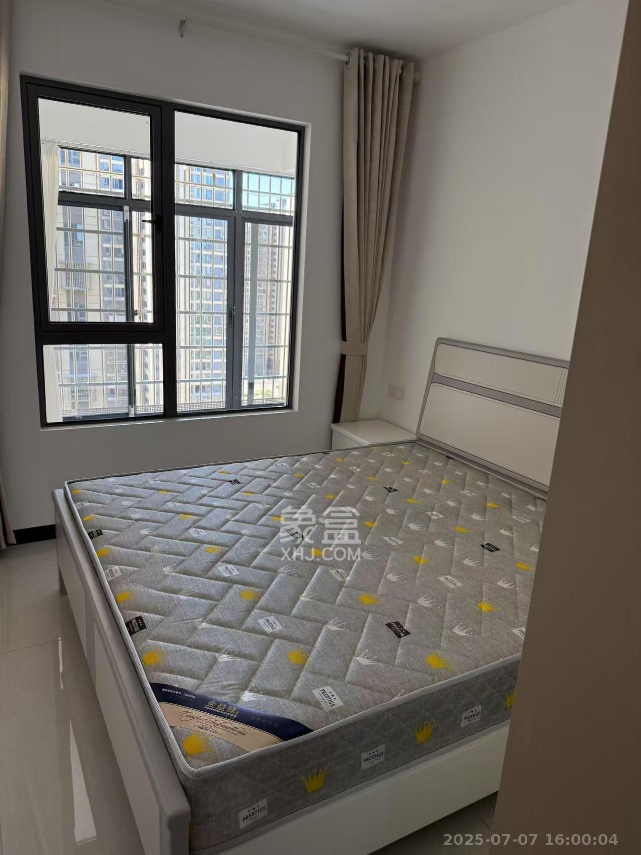 桥头家园三期  3室2厅2卫    2200.0元/月室内图