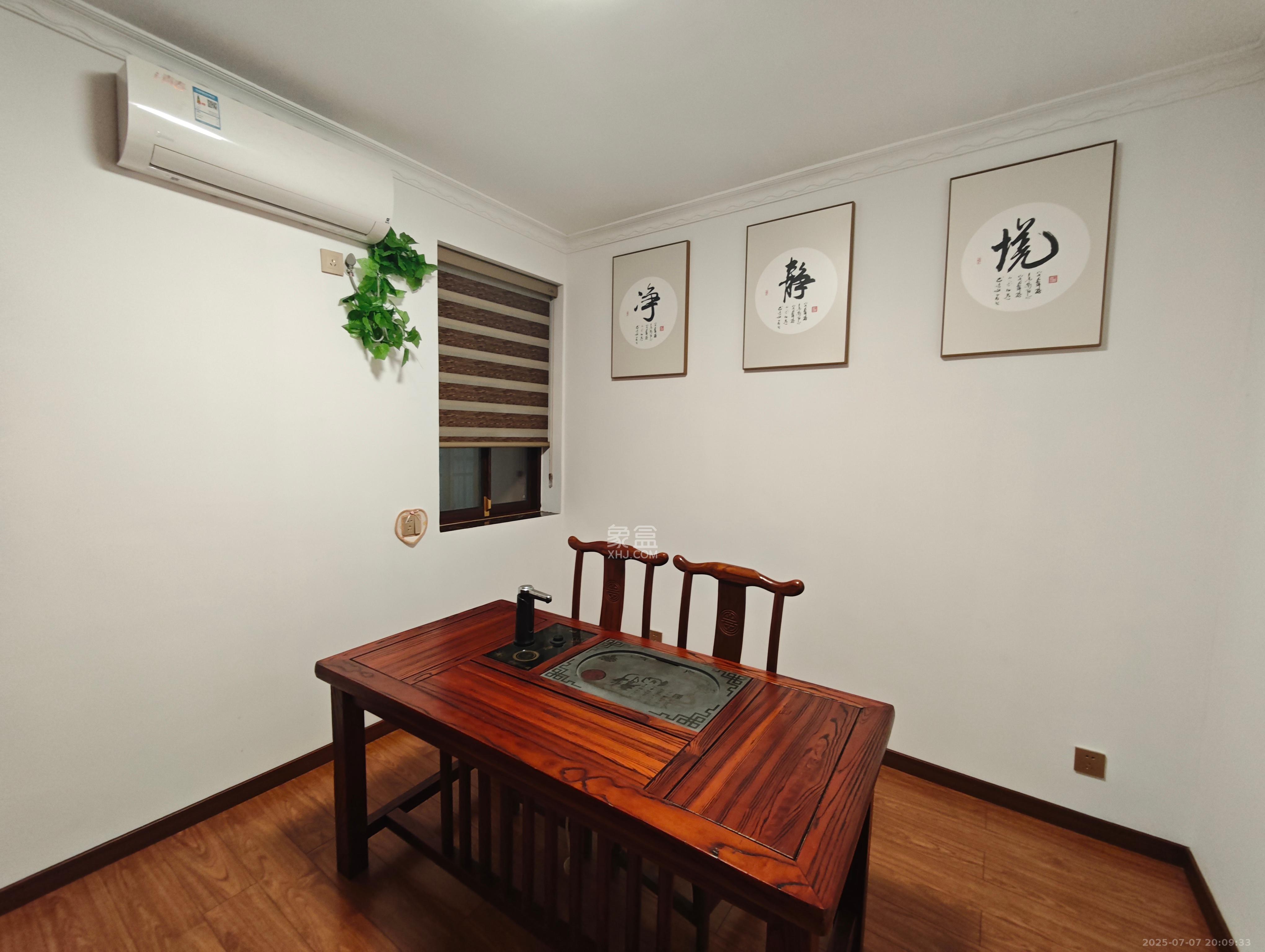 恒盛佳苑  3室2厅1卫   2300.00元/月室内图