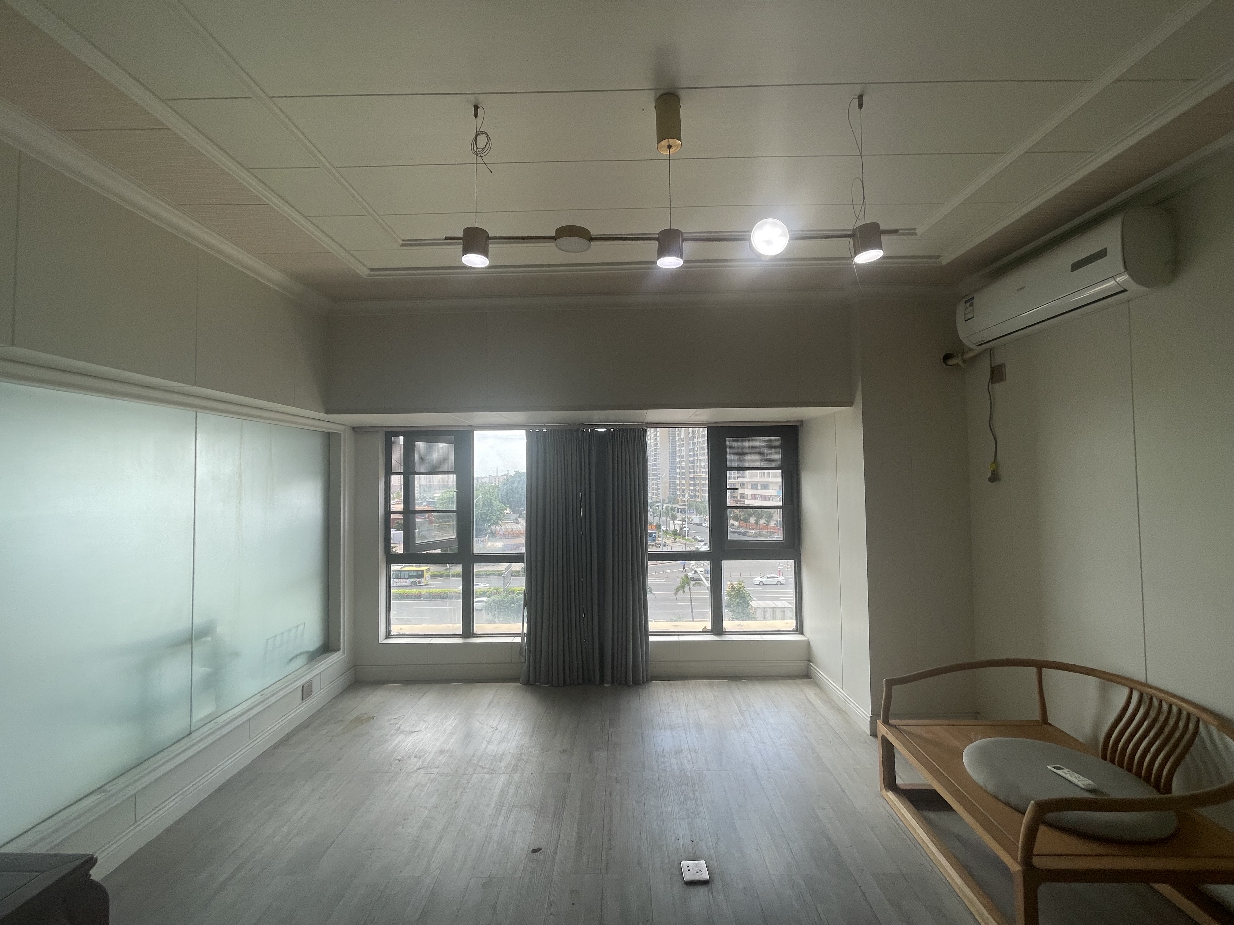 万达广场骏豪仕家(万达公馆)  2室1厅1卫    6000.0元/月 万达广场骏豪仕家(万达公馆)  2室1厅1卫    6000.0元/月室内图