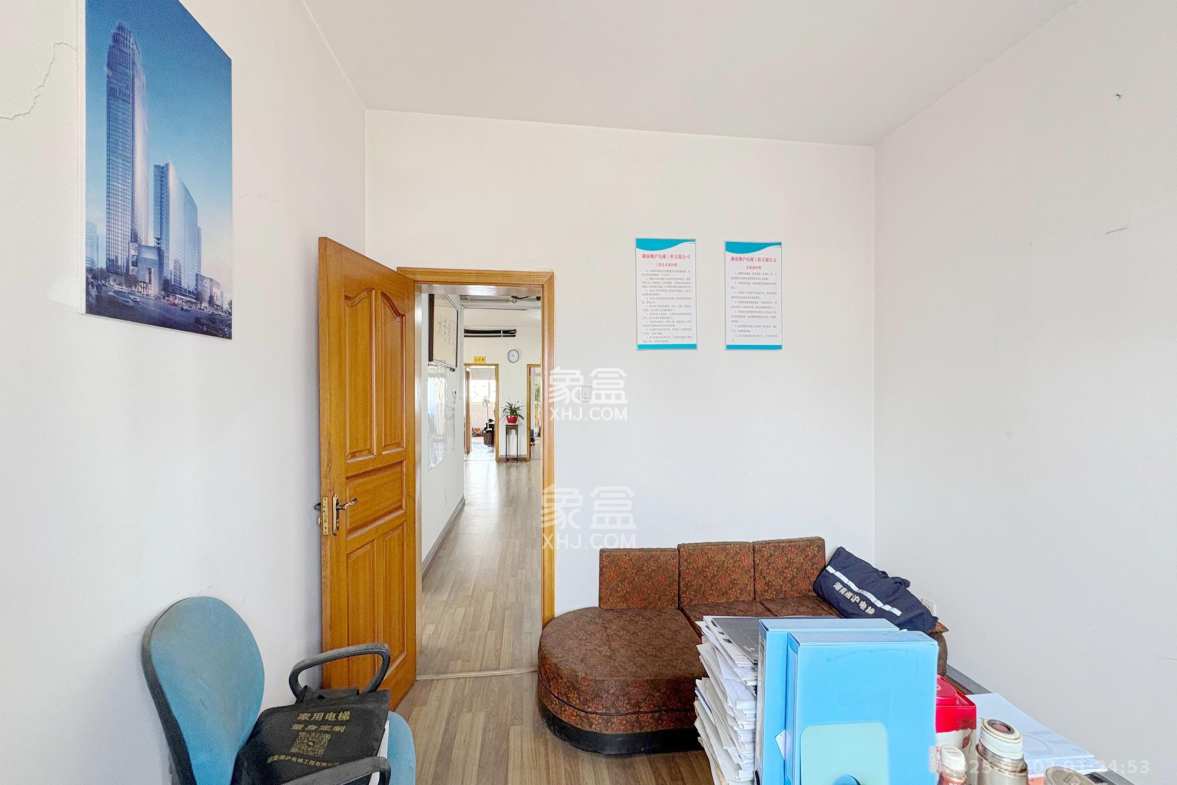 定王府  5室2厅2卫    155.0万 定王府  5室2厅2卫    155.0万其他