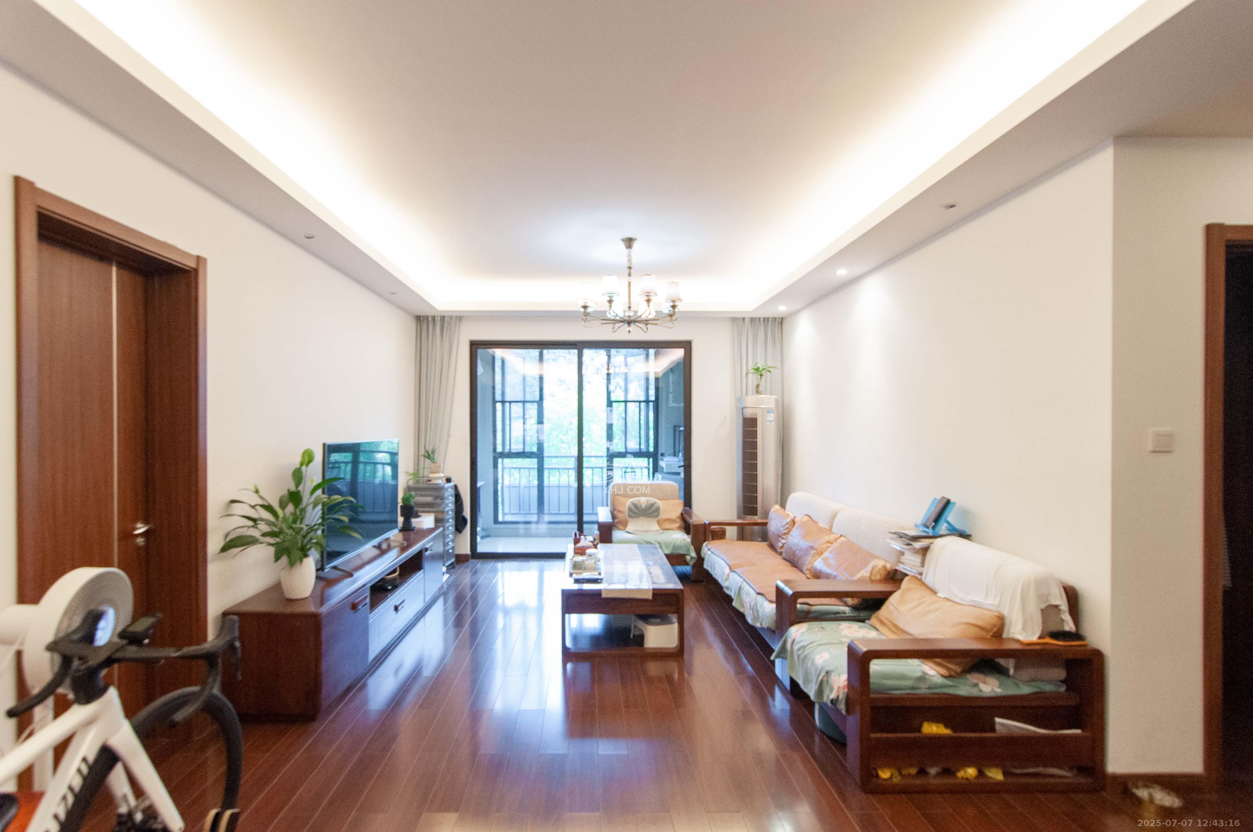 万科里梅溪郡  4室2厅2卫   288.00万