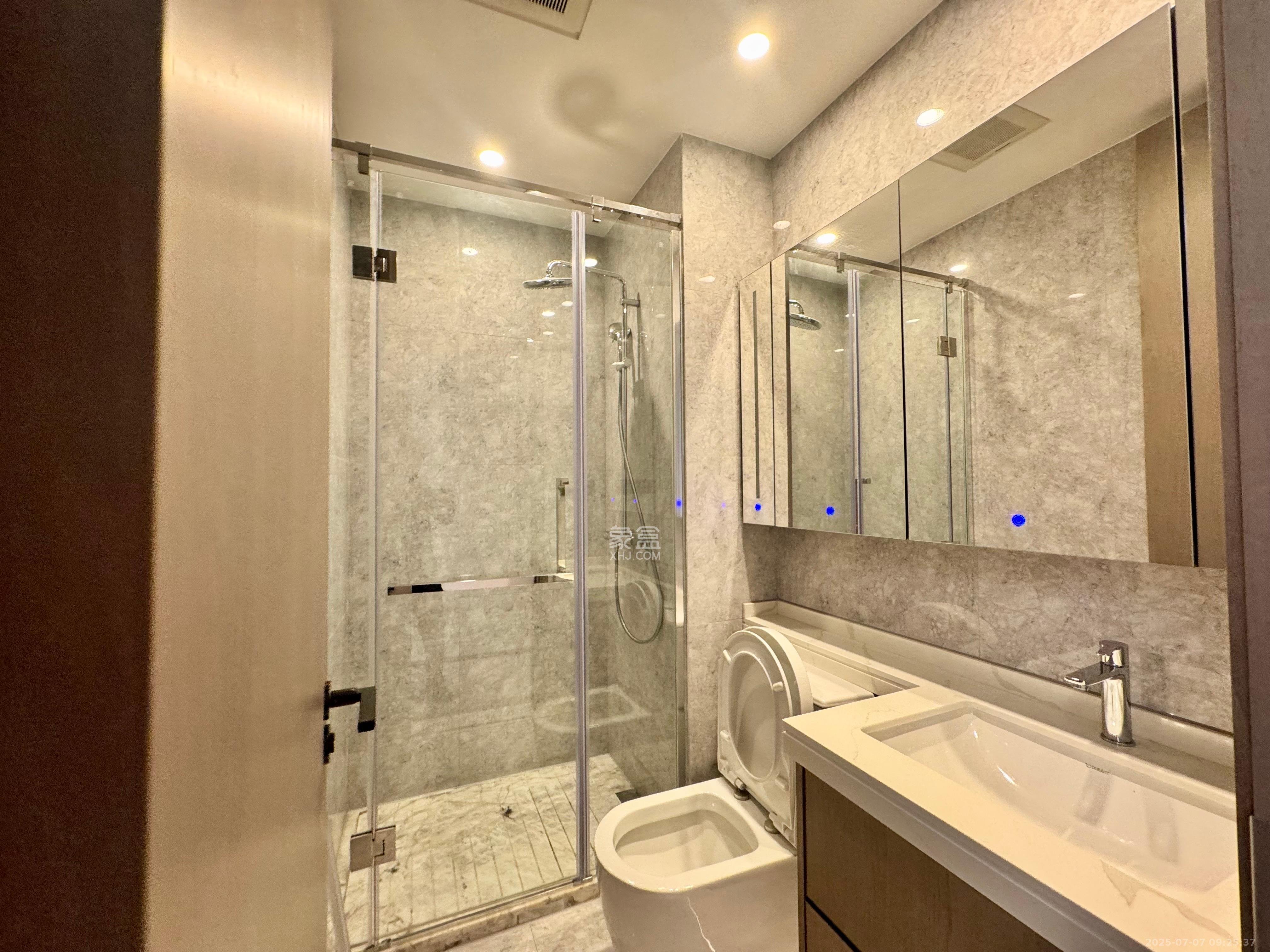 旭辉铂悦湘江 4室2厅3卫 12000.0元/月 旭辉铂悦湘江 4室2厅3卫 12000.0元/月室内图