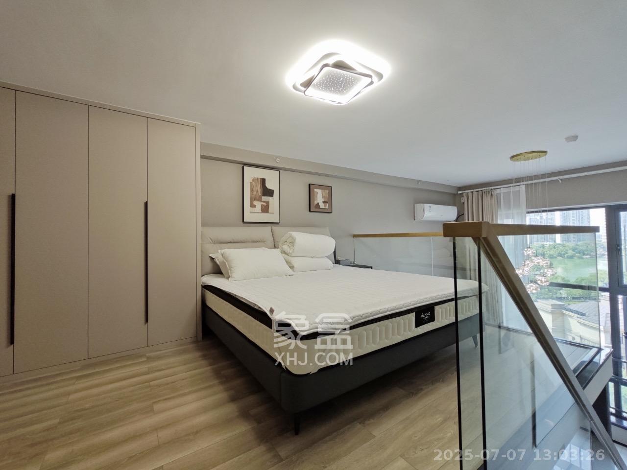 藏珑湖上公馆  1室1厅2卫    2800.0元/月室内图