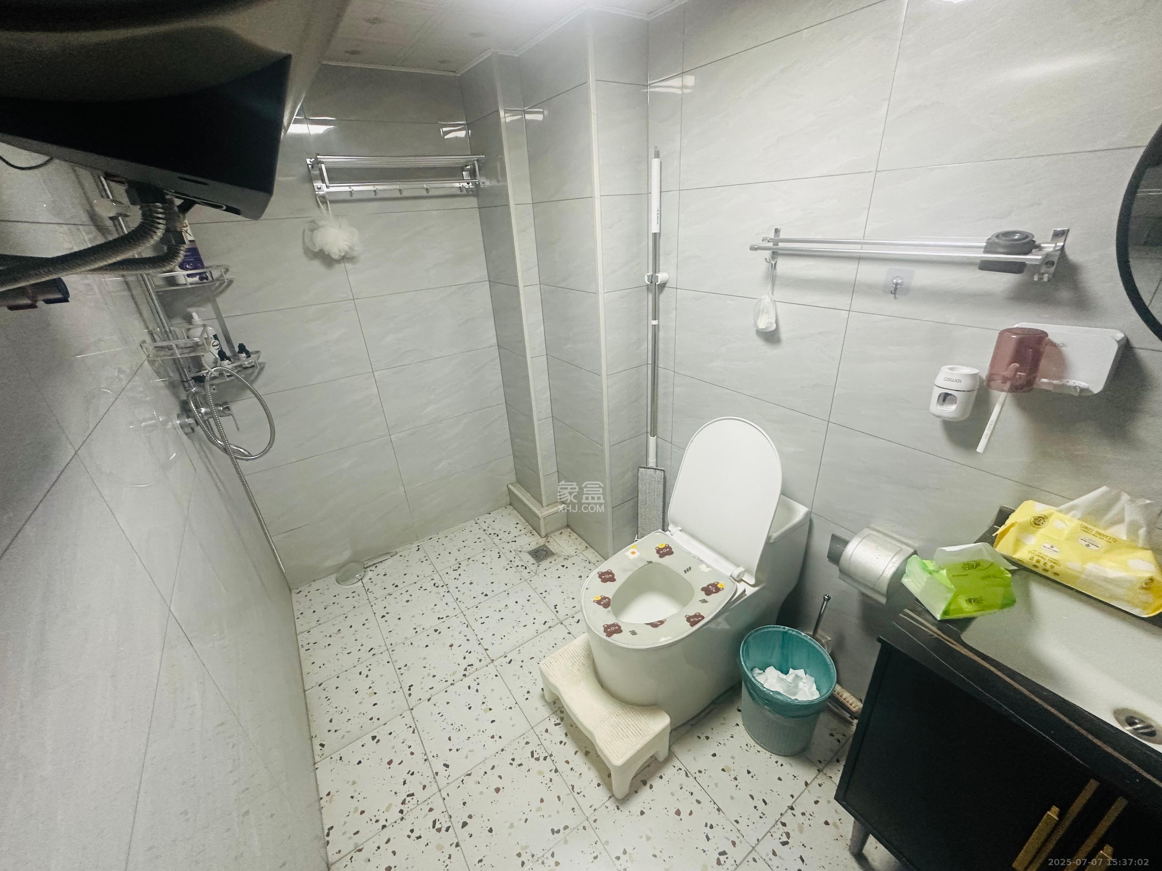 明昇壹城（明昇时代广场）三期  2室1厅1卫    2650.0元/月室内图