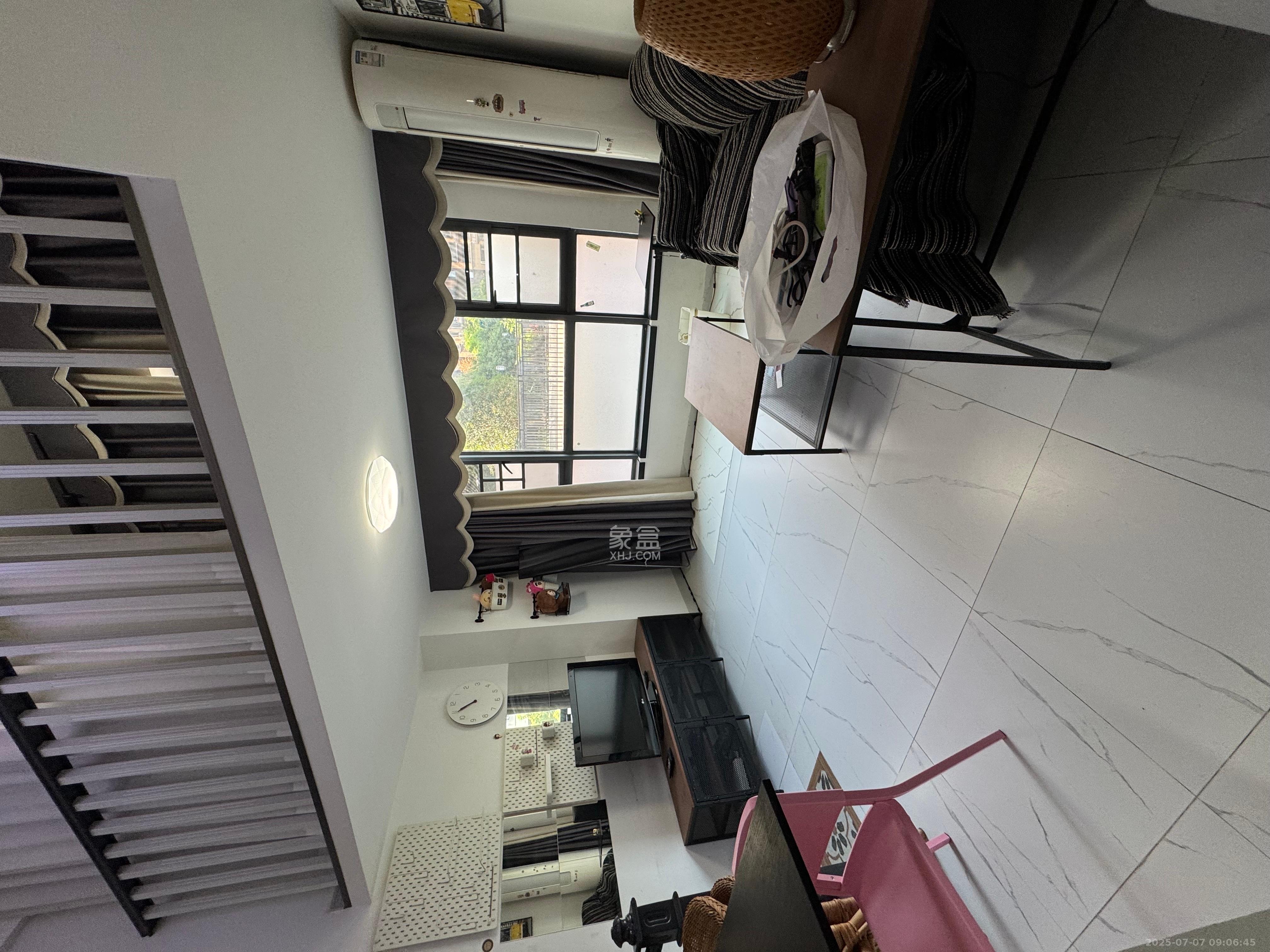 荣盛花语书苑  2室1厅0卫    2100.0元/月室内图
