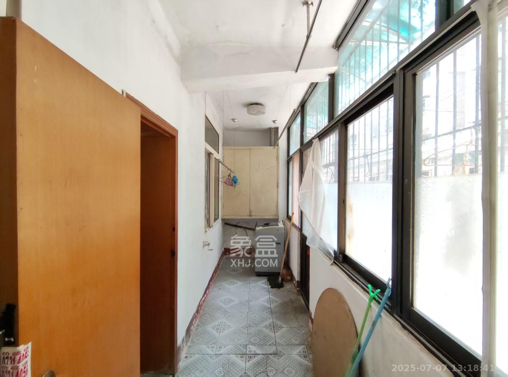 长沙市工商行政管理局郊区分局宿舍  3室1厅1卫   1500.00元/月室内图
