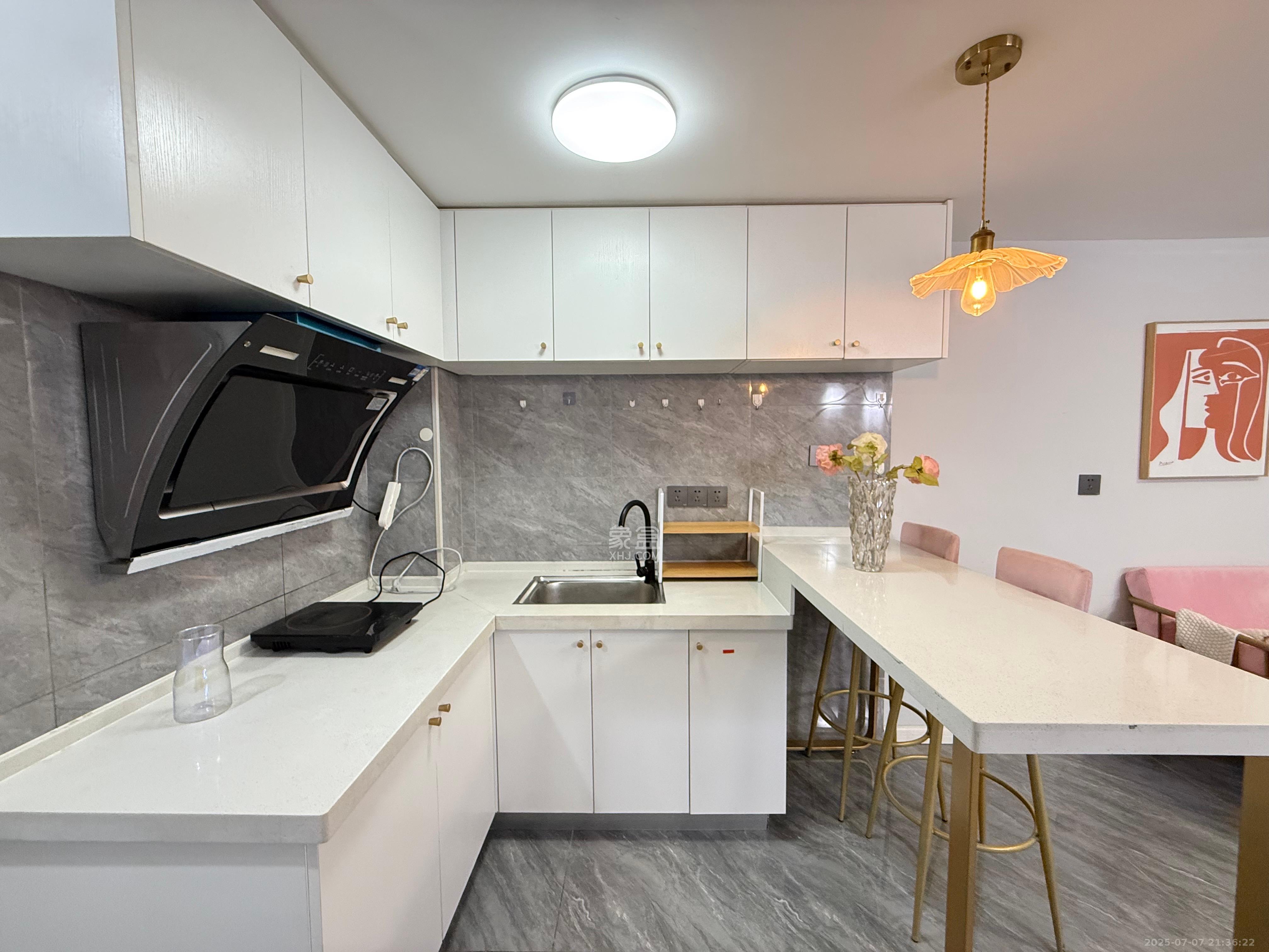 龙湖新壹城 1室0厅0卫 2500.0元/月 龙湖新壹城 1室0厅0卫 2500.0元/月室内图