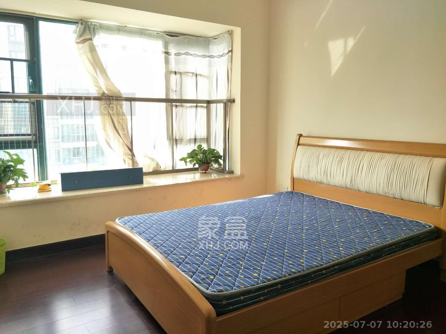 恒大城  2室2厅1卫    2000.0元/月室内图