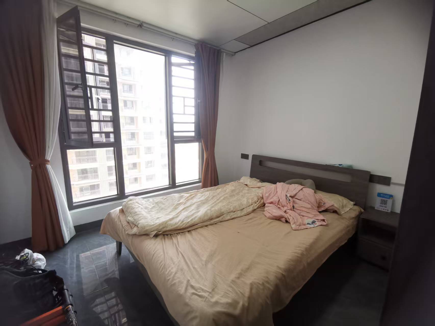 北建理想城 4室2厅1卫 2000.0元/月 北建理想城 4室2厅1卫 2000.0元/月室内图