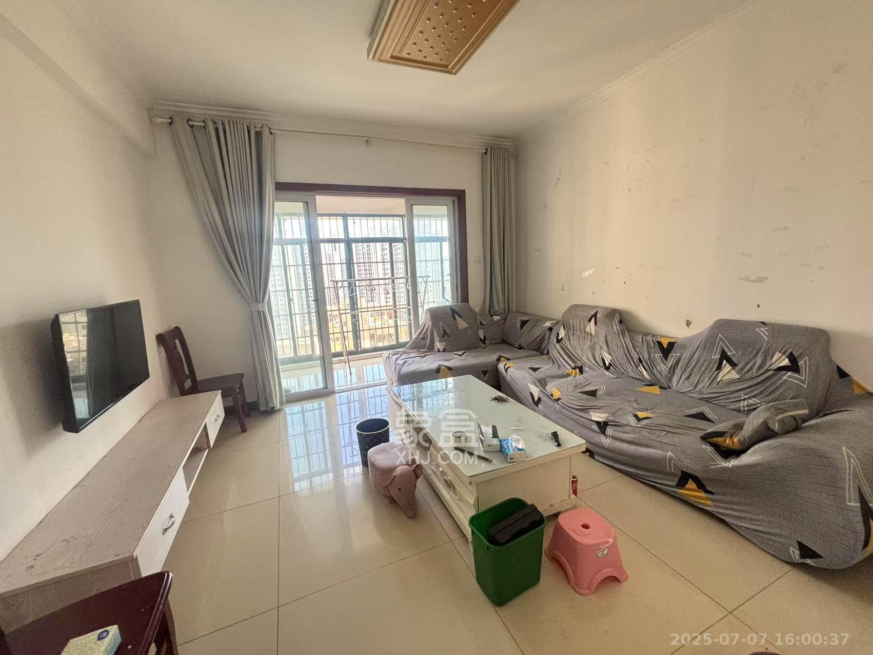 家兴苑  2室2厅1卫    2000.0元/月 家兴苑  2室2厅1卫    2000.0元/月室内图