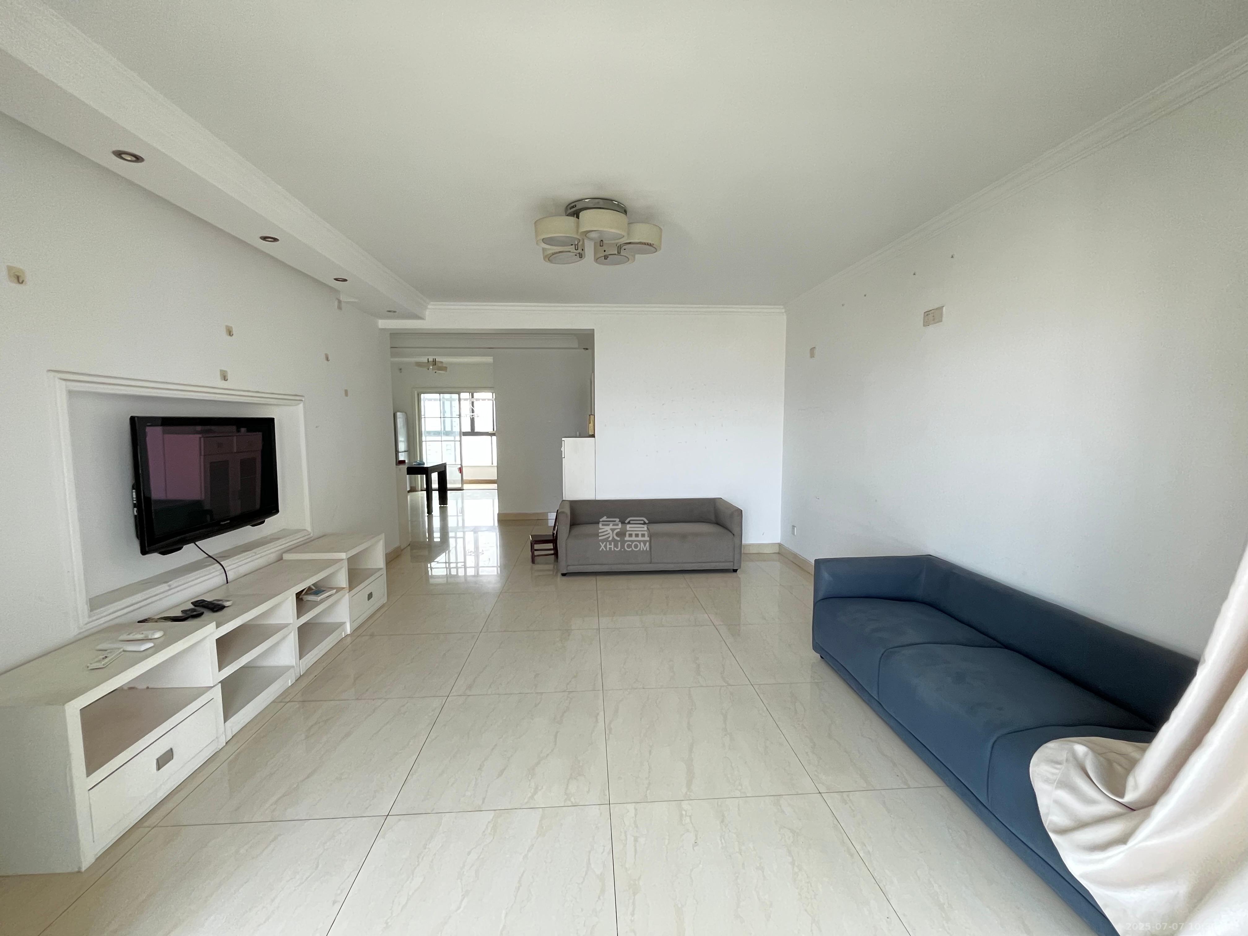 西子花苑 3室2厅2卫 3000.0元/月 西子花苑 3室2厅2卫 3000.0元/月室内图