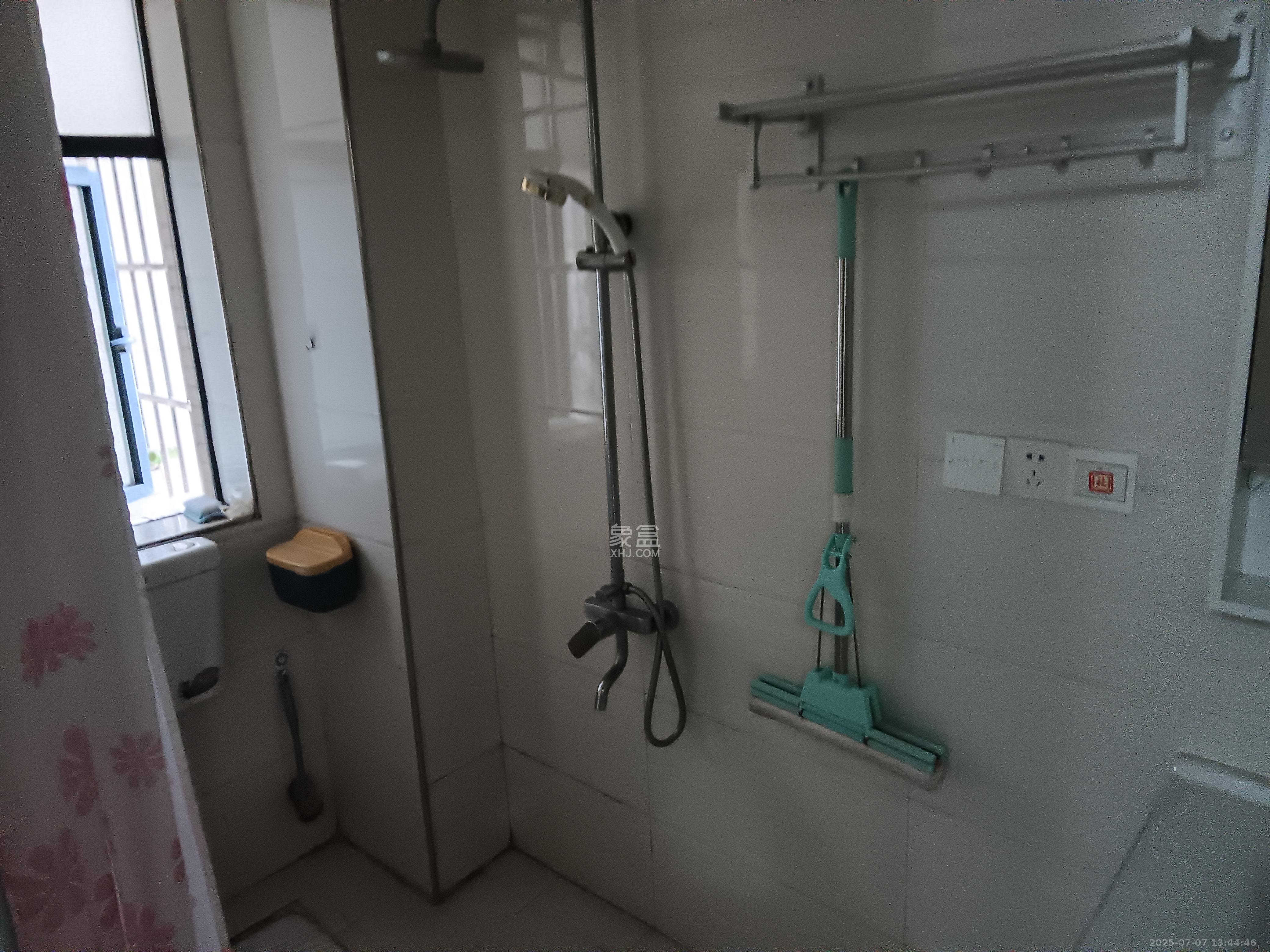 上峰苑(兰亭玥岛)  2室2厅1卫    2000.0元/月 上峰苑(兰亭玥岛)  2室2厅1卫    2000.0元/月室内图