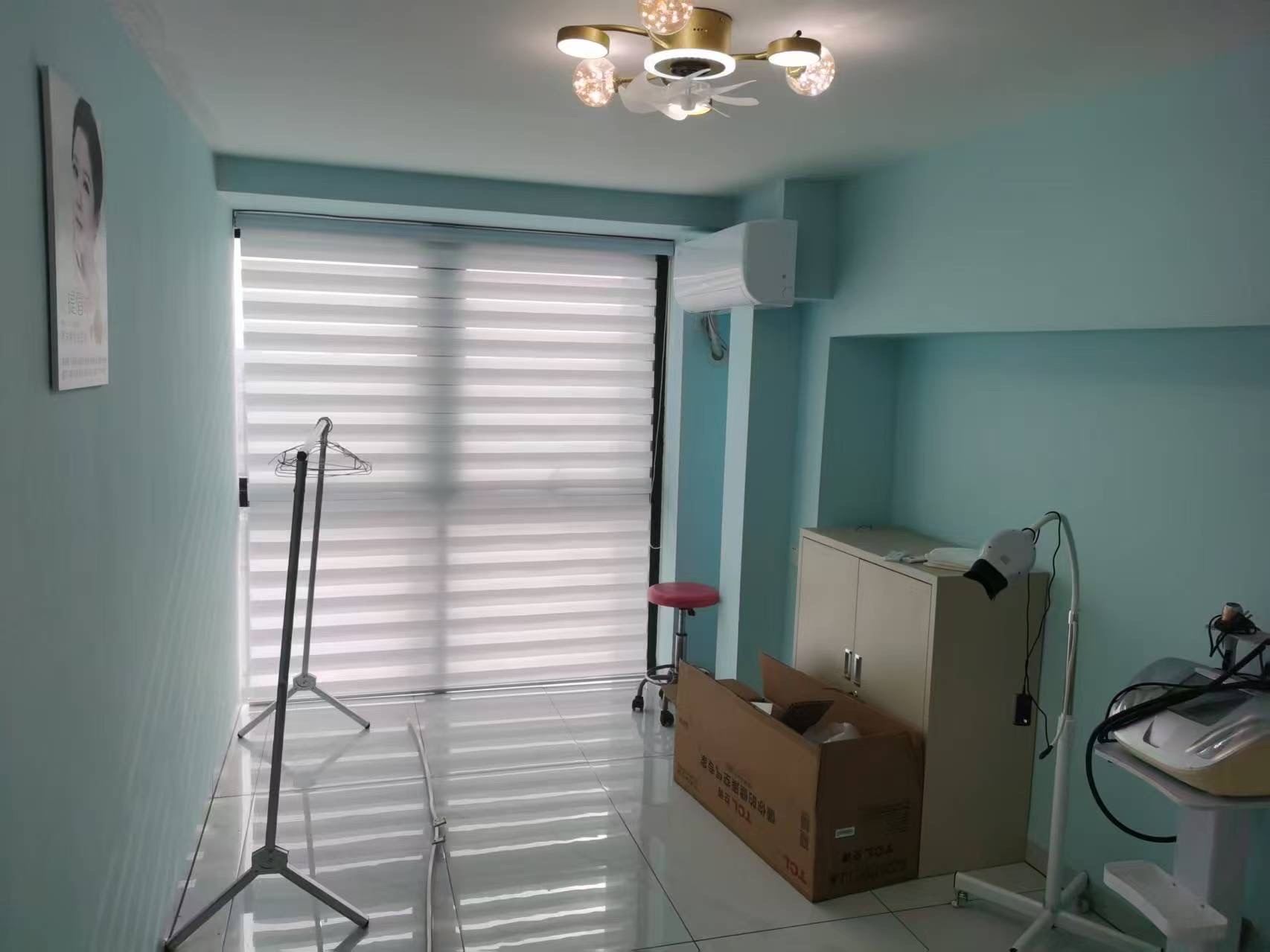 珈宝广场  2室1厅1卫    2100.0元/月 珈宝广场  2室1厅1卫    2100.0元/月室内图