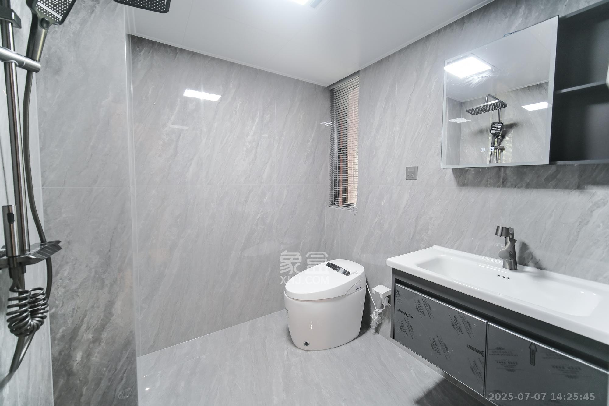 佳俊万家府 4室2厅2卫 102.8万 佳俊万家府 4室2厅2卫 102.8万卫生间