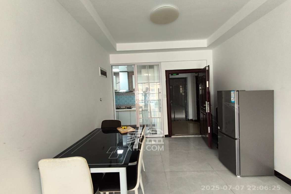 星雅美辰 2室2厅1卫 2200.0元/月 星雅美辰 2室2厅1卫 2200.0元/月室内图