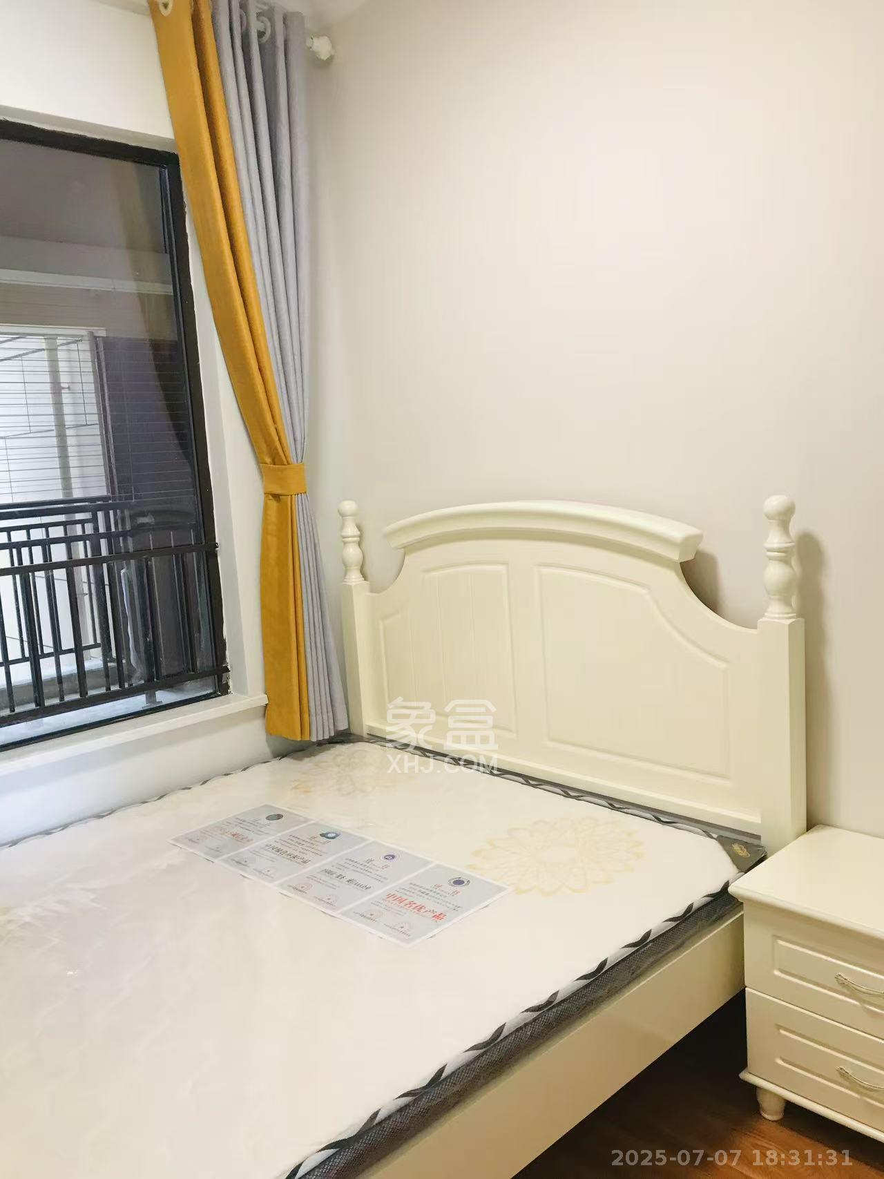 卓越浅水湾  3室2厅2卫    3200.0元/月 卓越浅水湾  3室2厅2卫    3200.0元/月室内图