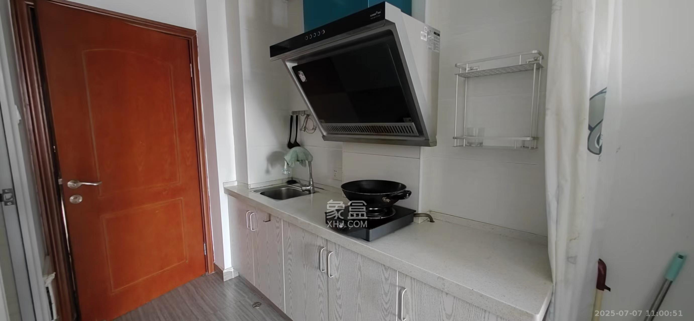 塞纳公馆  1室1厅1卫    1500.0元/月 塞纳公馆  1室1厅1卫    1500.0元/月