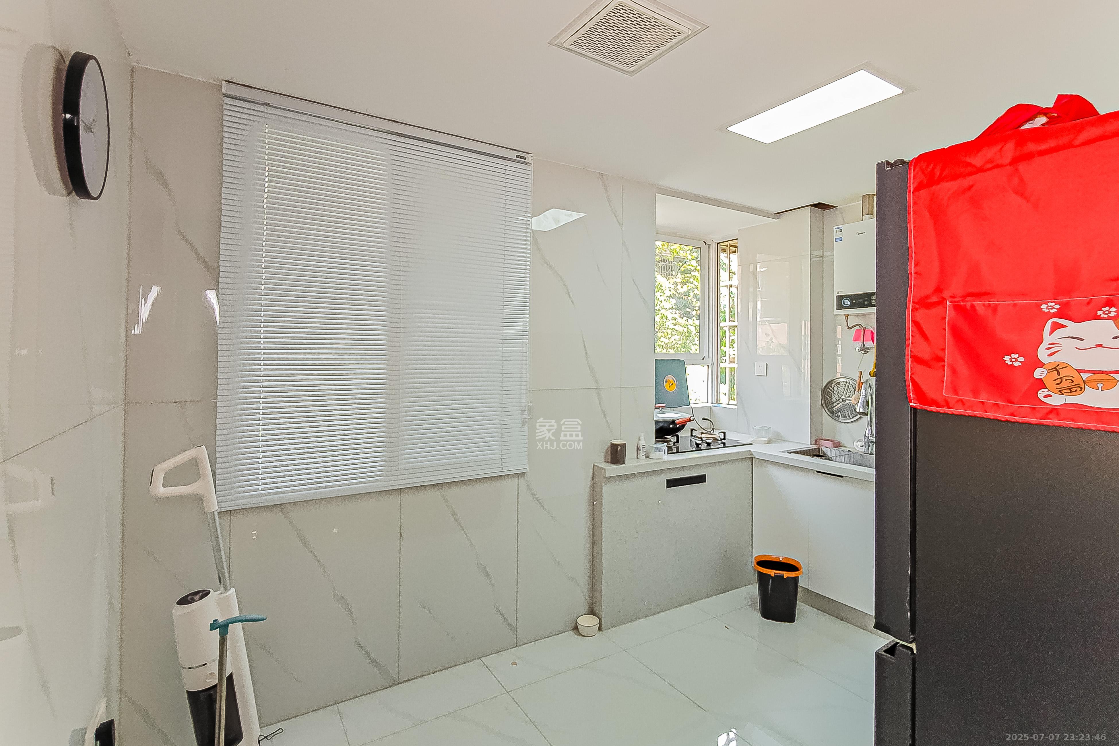 东瓜山二村 2室1厅1卫 62.0万 东瓜山二村 2室1厅1卫 62.0万厨房