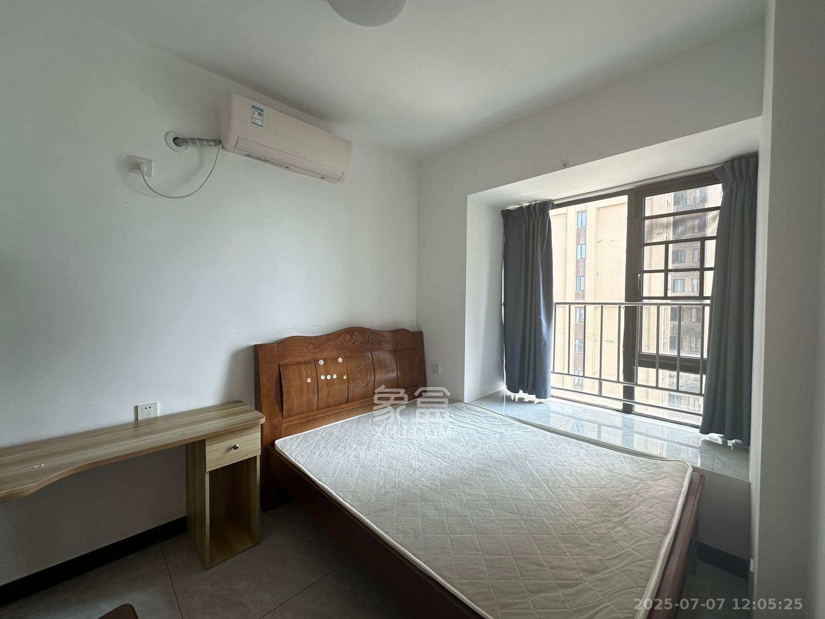 鸿邦国际城 3室2厅1卫 2400.0元/月 鸿邦国际城 3室2厅1卫 2400.0元/月室内图