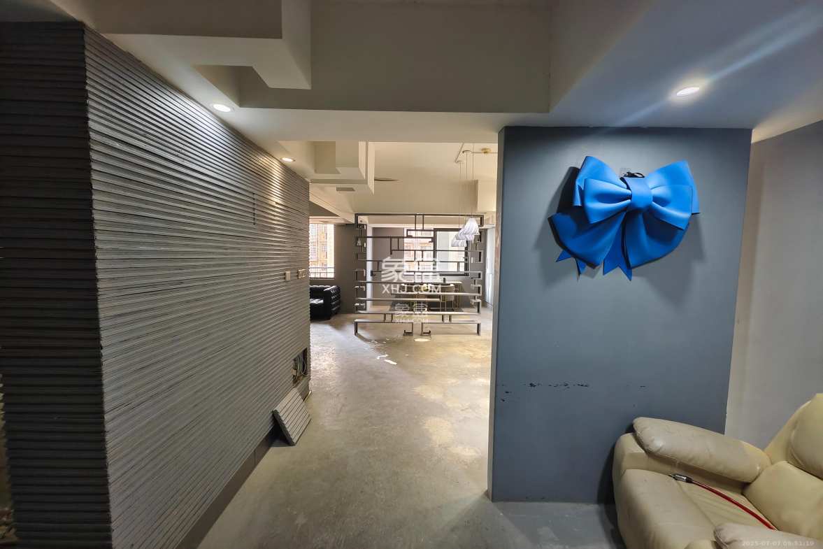 阳光锦城 1室1厅1卫 1600.0元/月 阳光锦城 1室1厅1卫 1600.0元/月室内图