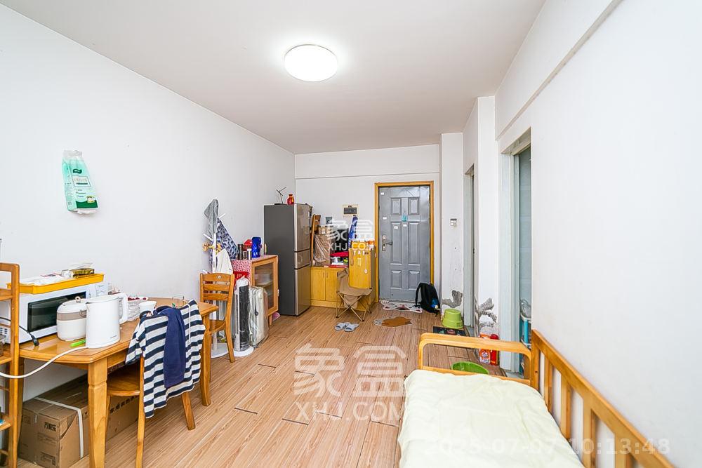 兴威帕克水岸  1室1厅1卫   1500.00元/月