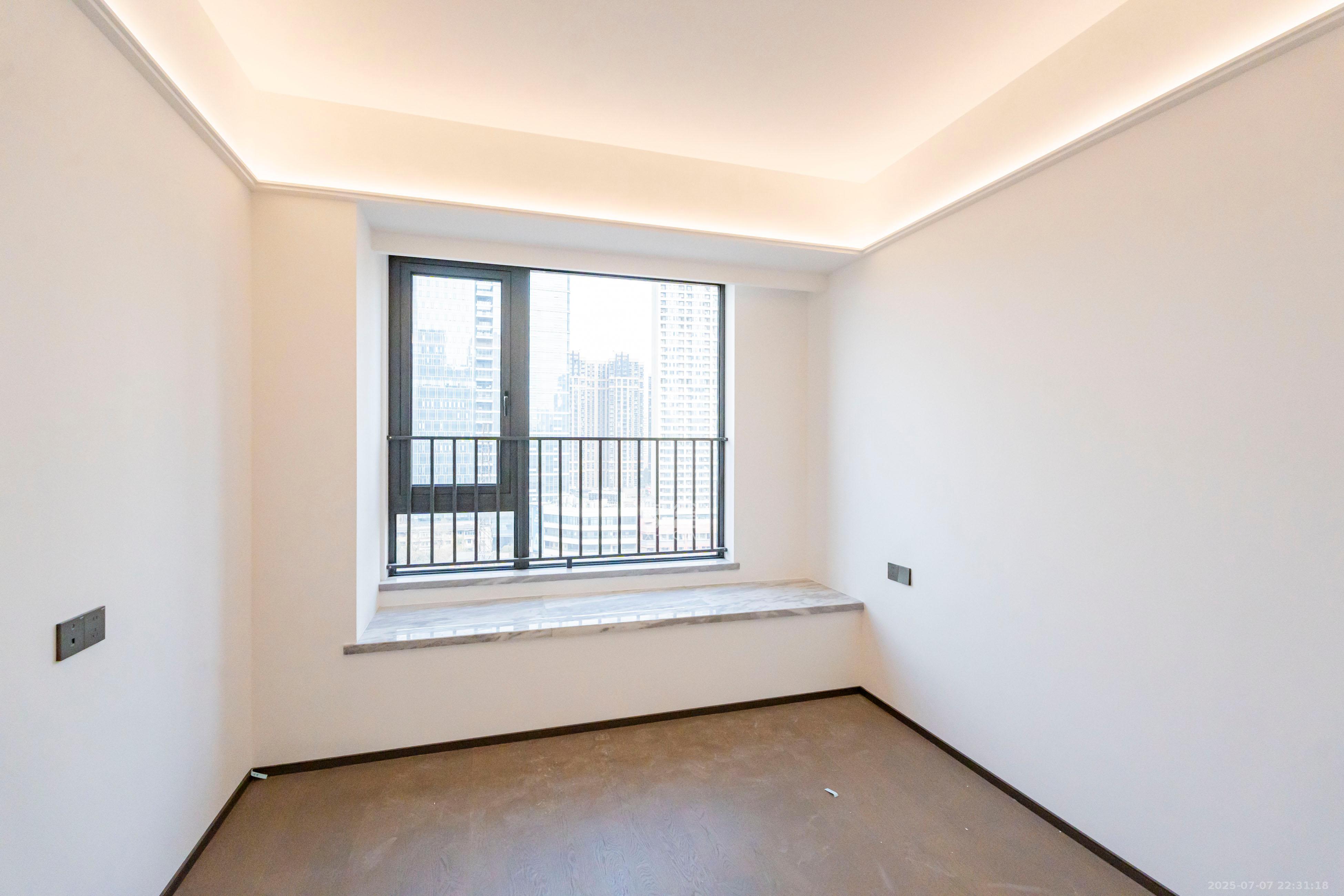 建发养云  4室2厅2卫    488.0万 建发养云  4室2厅2卫    488.0万卧室