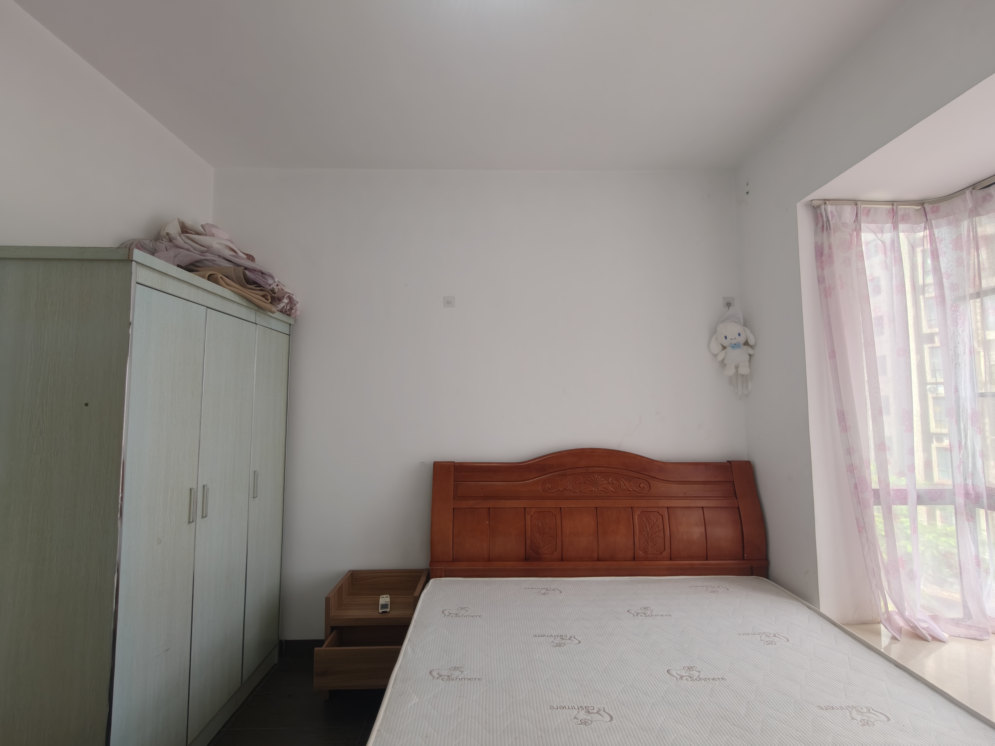 西城一号 2室2厅1卫 2300.0元/月 西城一号 2室2厅1卫 2300.0元/月室内图