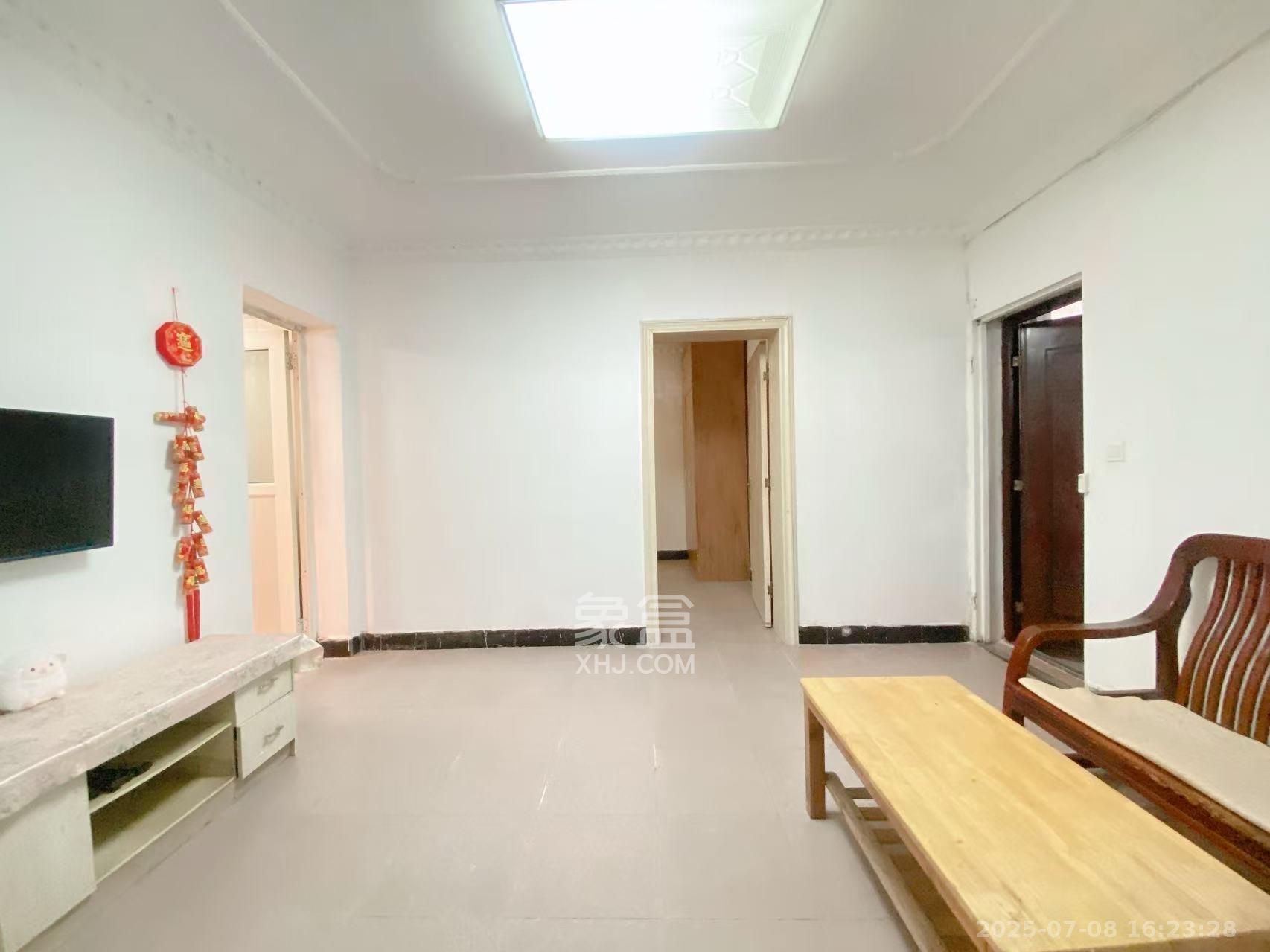 便河边社区  2室1厅1卫   1900.00元/月室内图