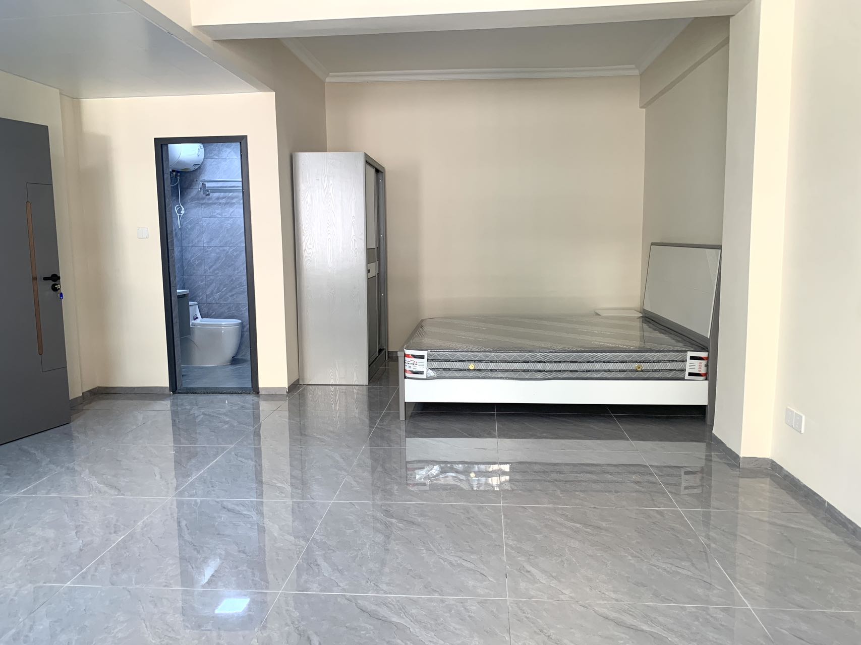 博南苑二期  1室1厅1卫   1450.00元/月室内图
