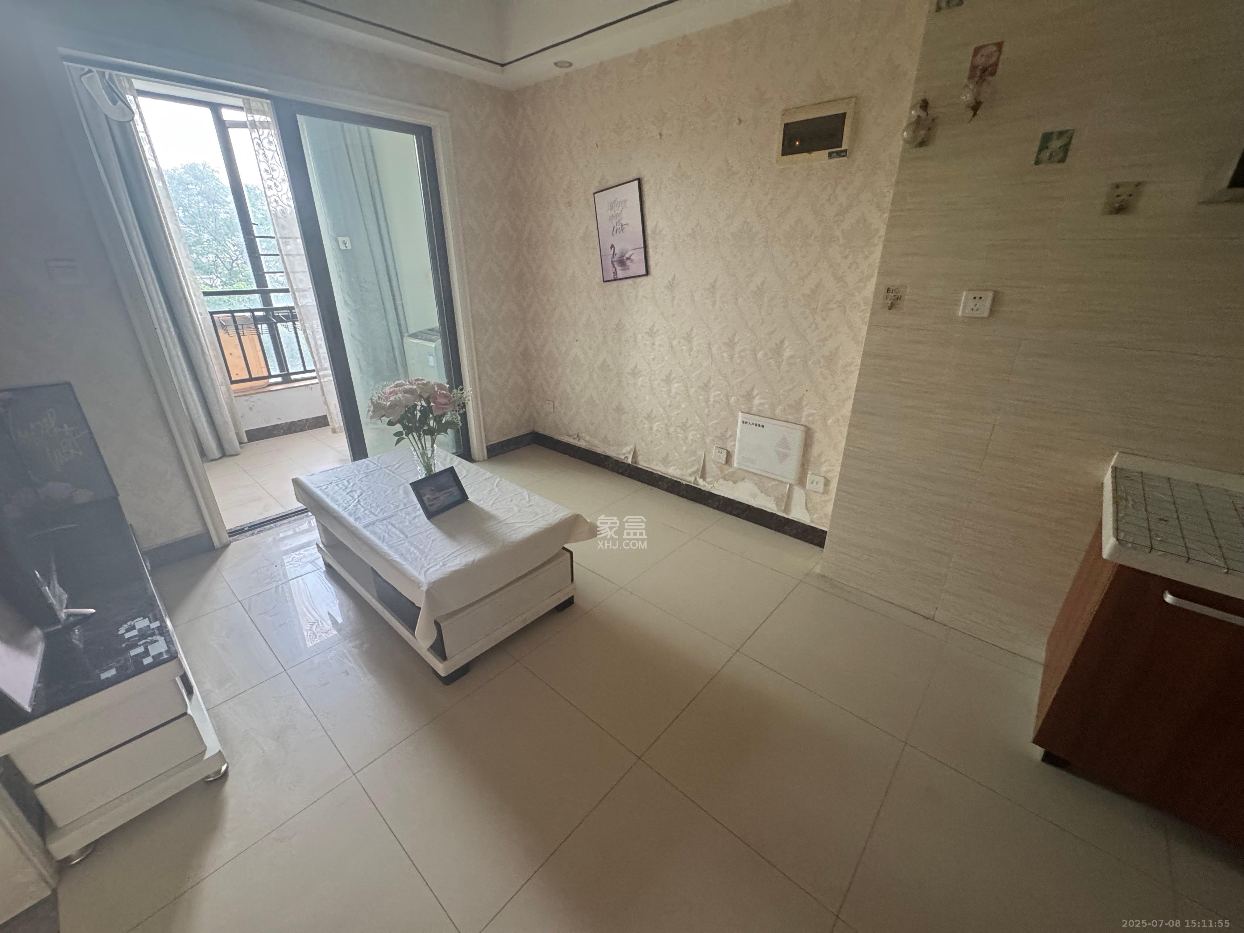 中建木莲工社 1室1厅1卫 1600.0元/月 中建木莲工社 1室1厅1卫 1600.0元/月室内图