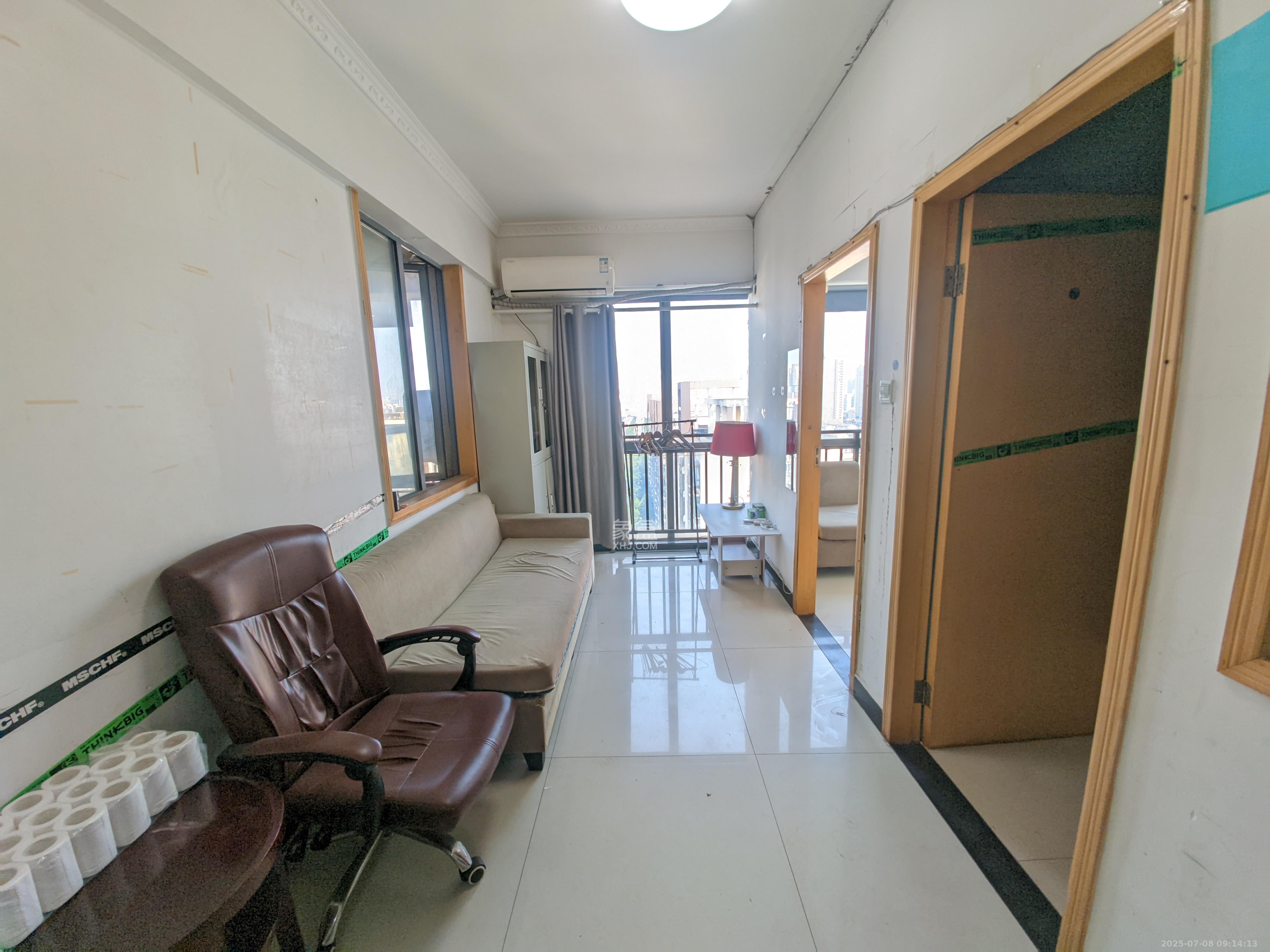 西子一间 2室1厅1卫 1600.0元/月 西子一间 2室1厅1卫 1600.0元/月室内图